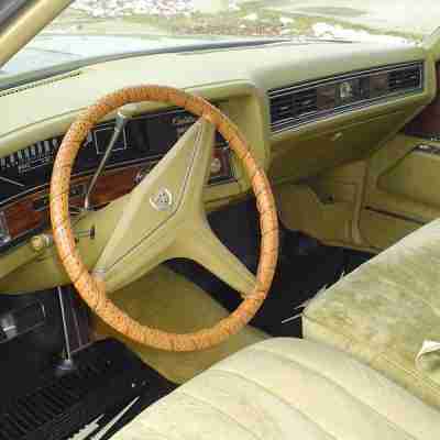 Cadillac Fleetwood - Cars-On-Line.com