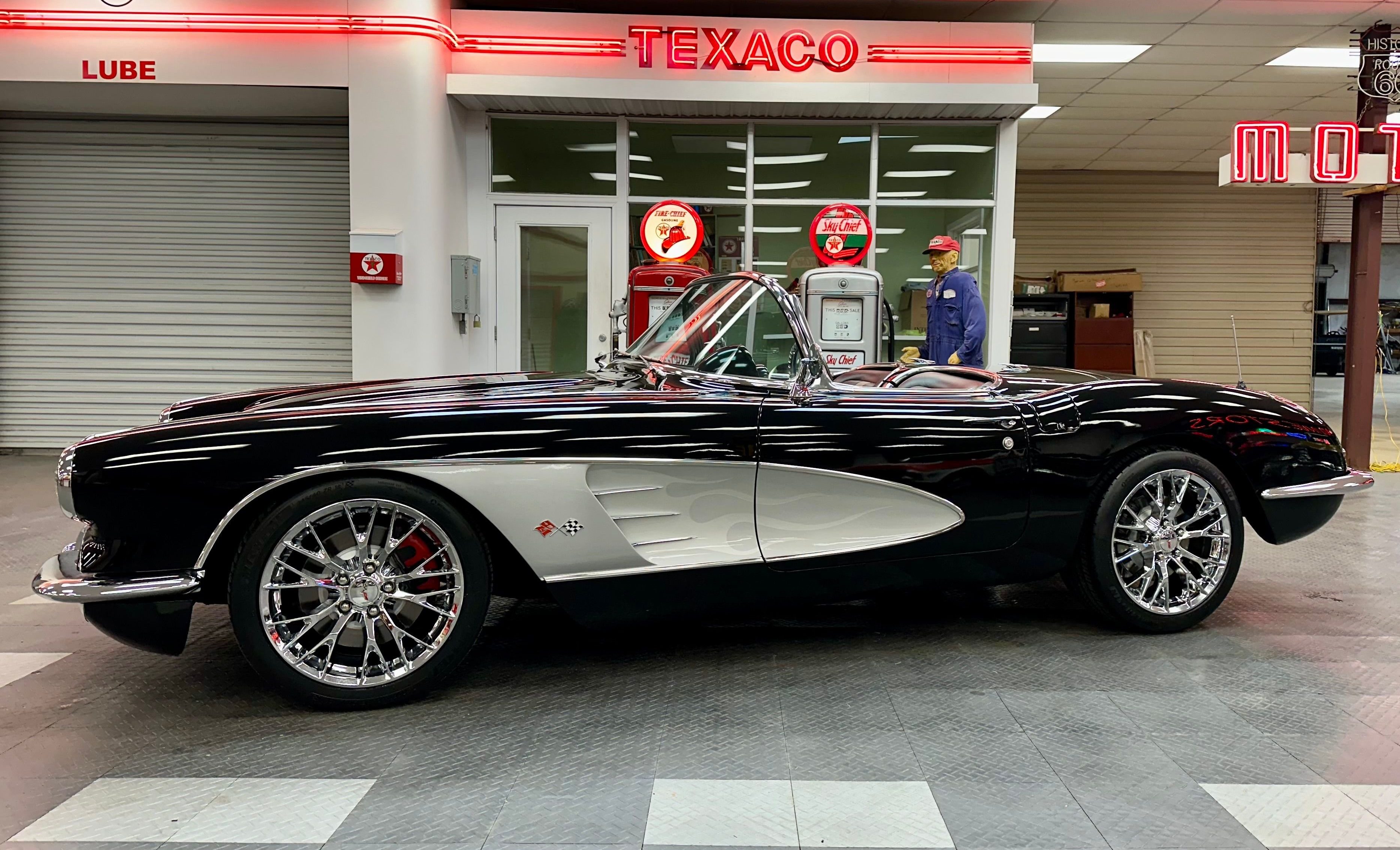 1959 Chevrolet Corvette Resto-Mod