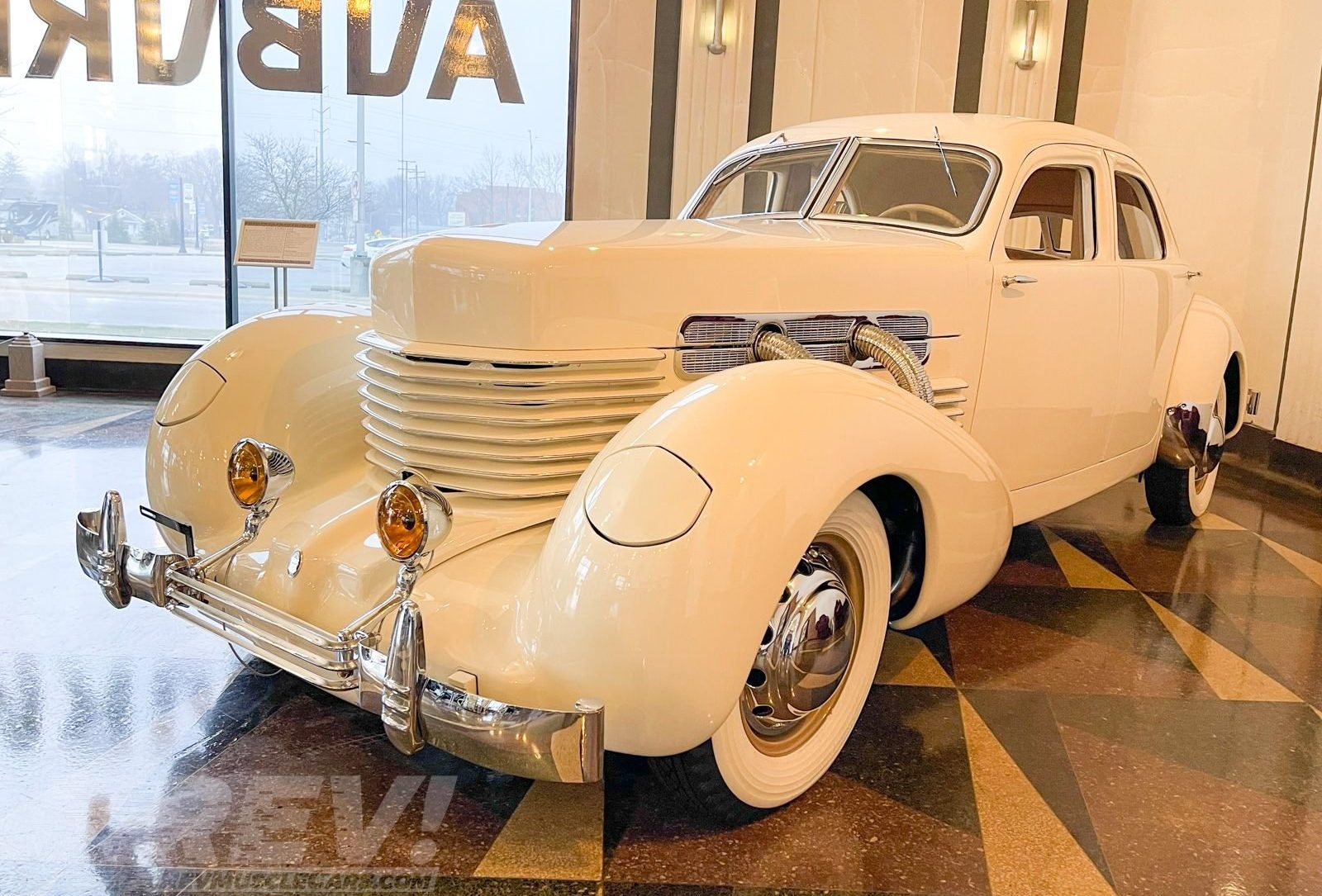 1937