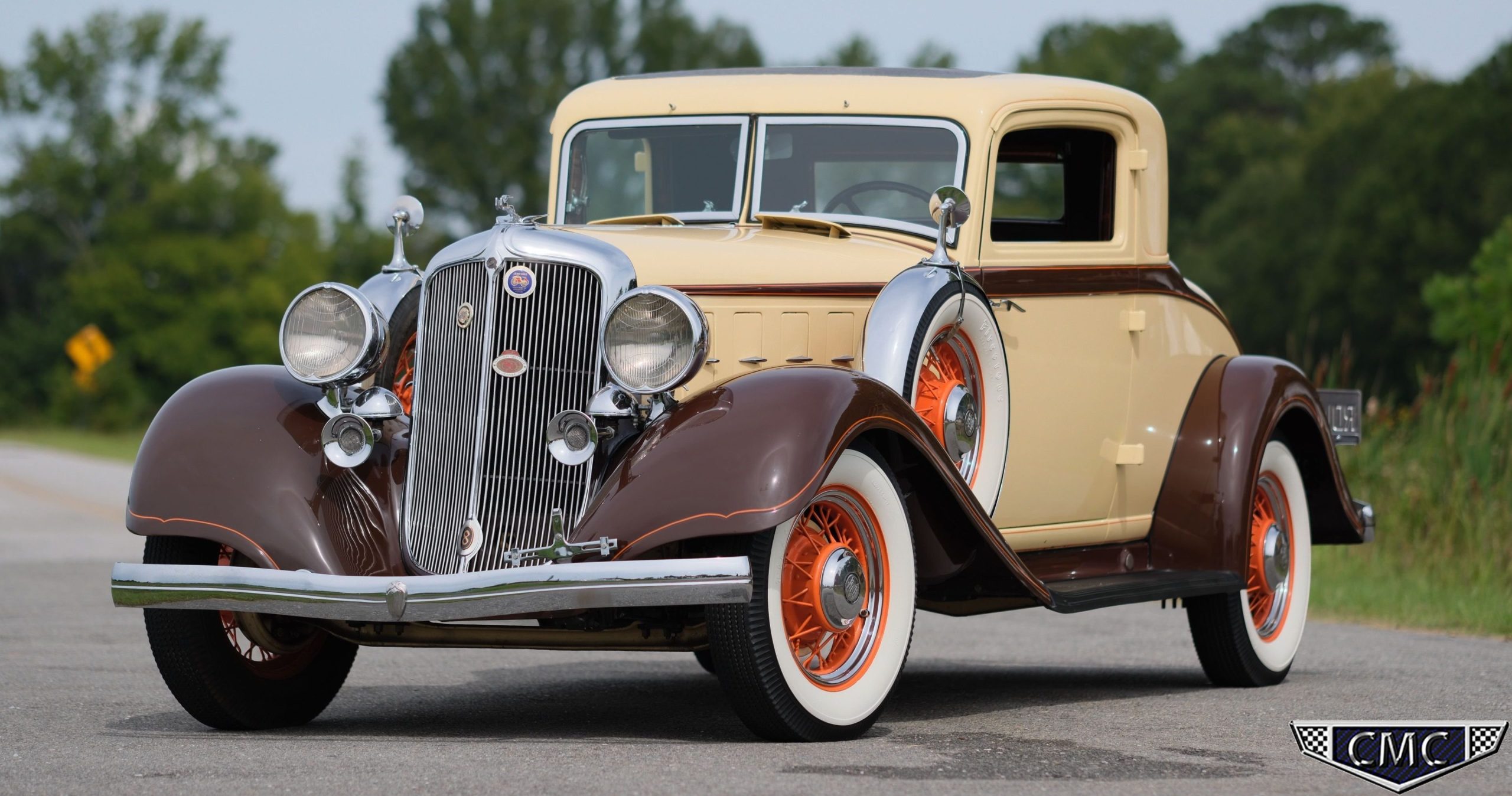 classic luxury car