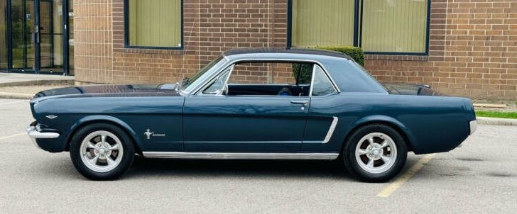 1965 Ford Mustang coupe