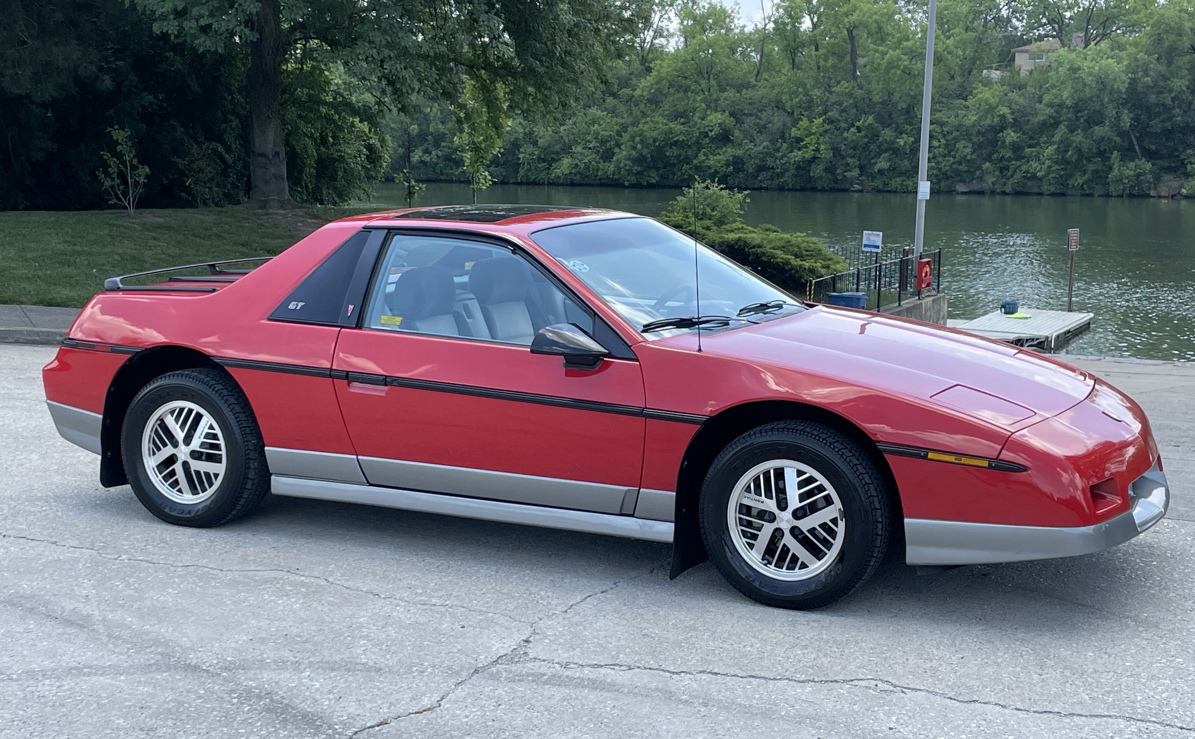 1985 Pontiac Fiero GT