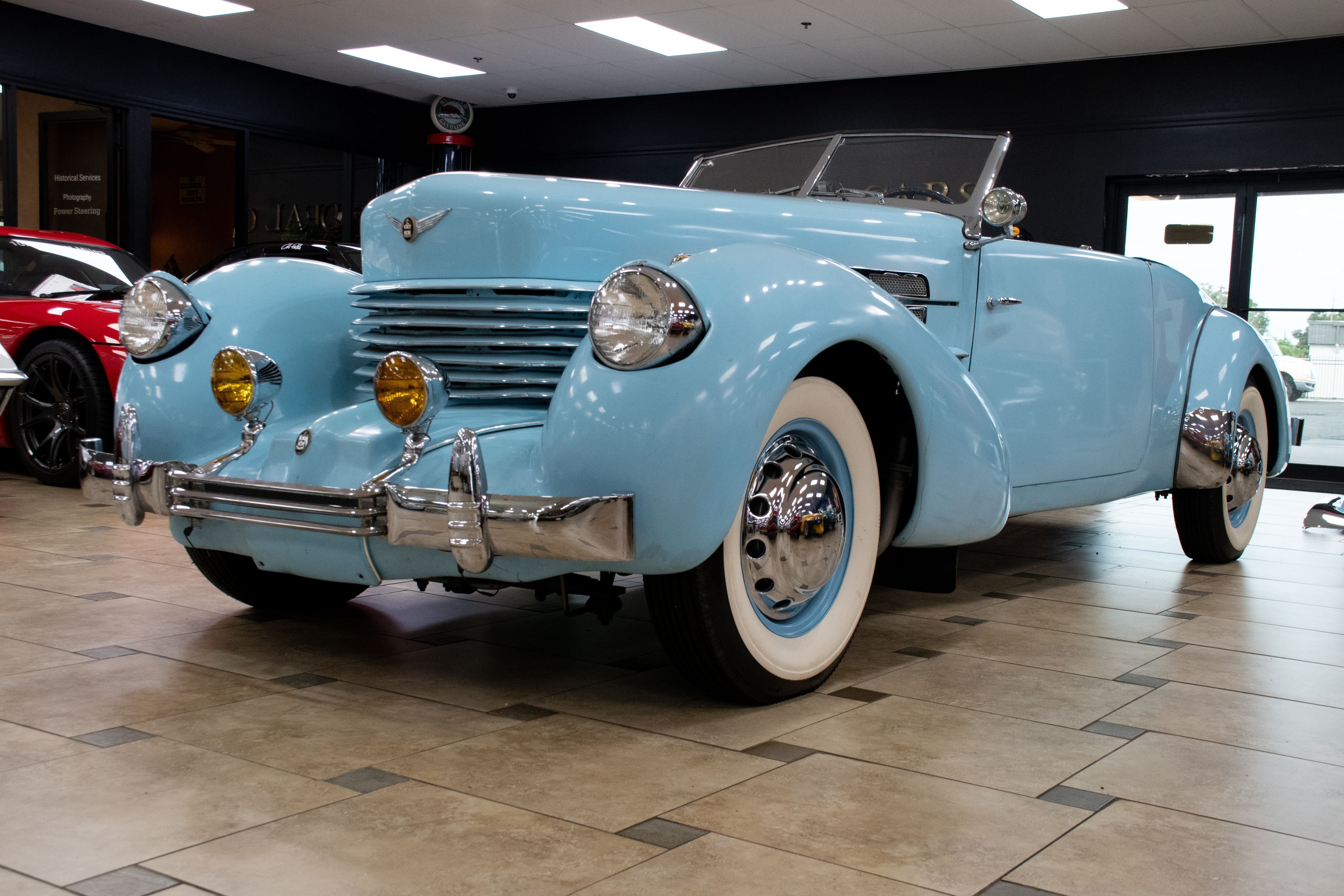 1937 Cord 812