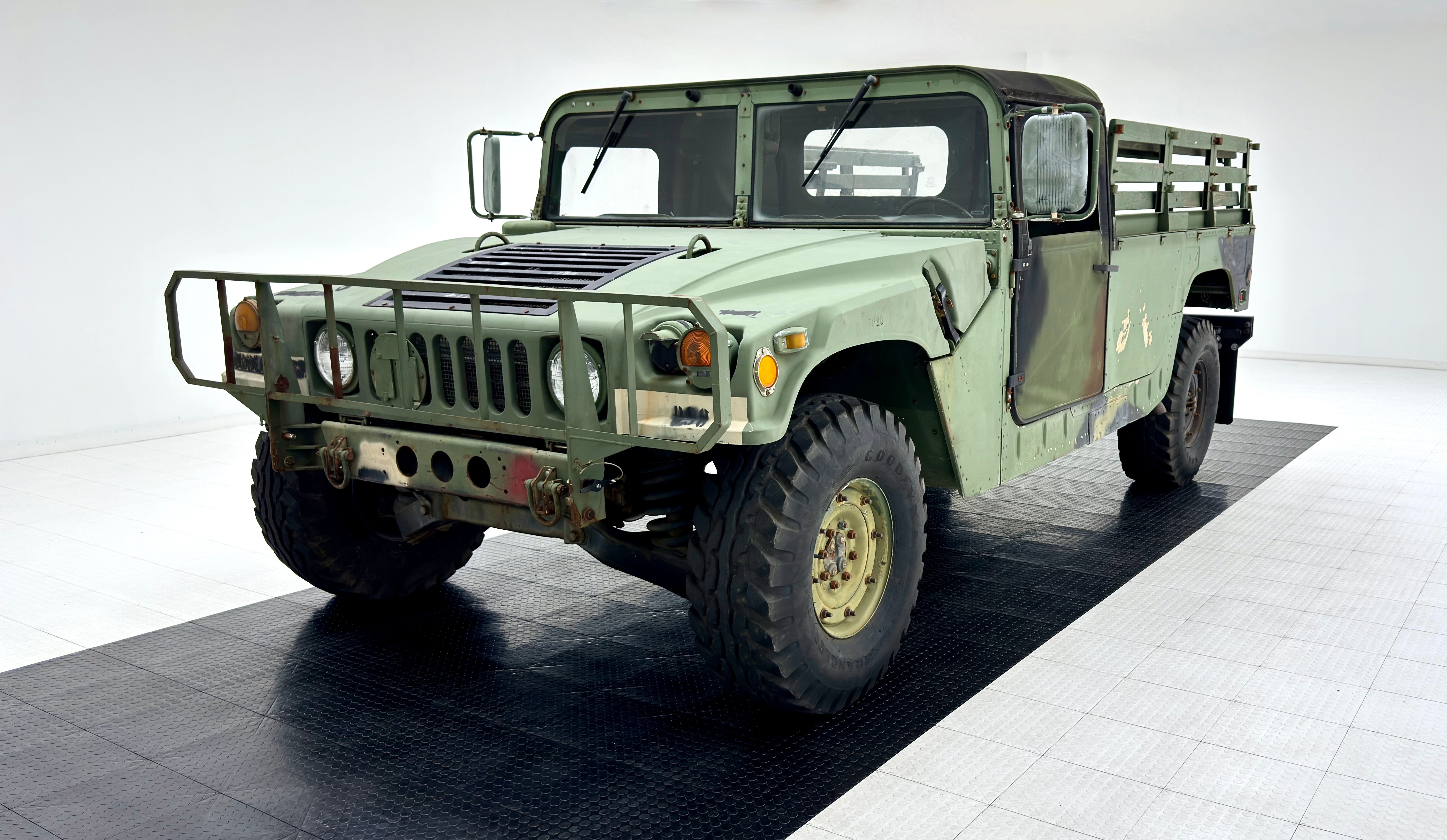 1986 AM General Humvee