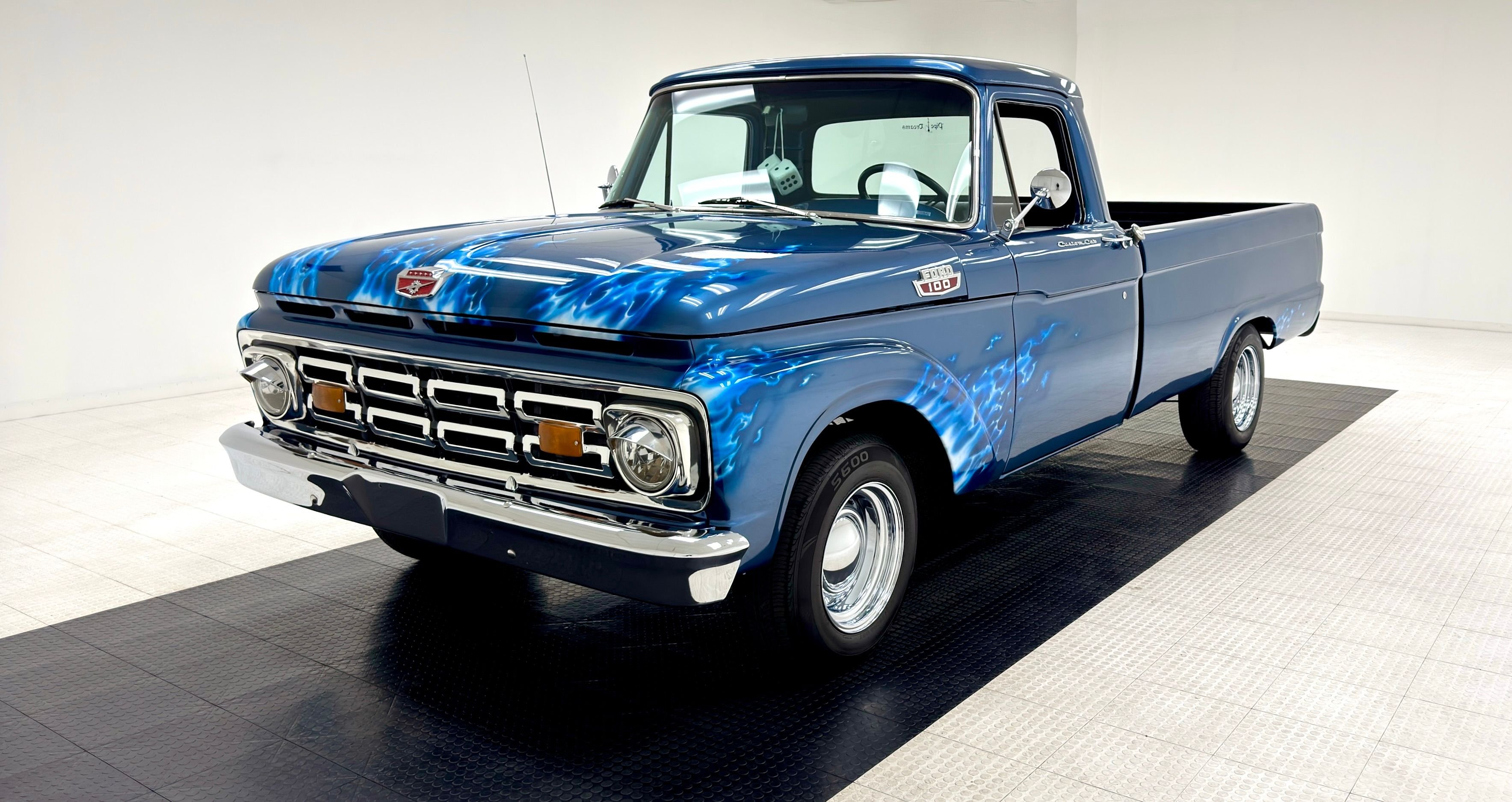 1963