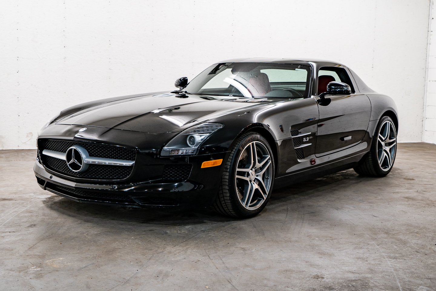 exotic car