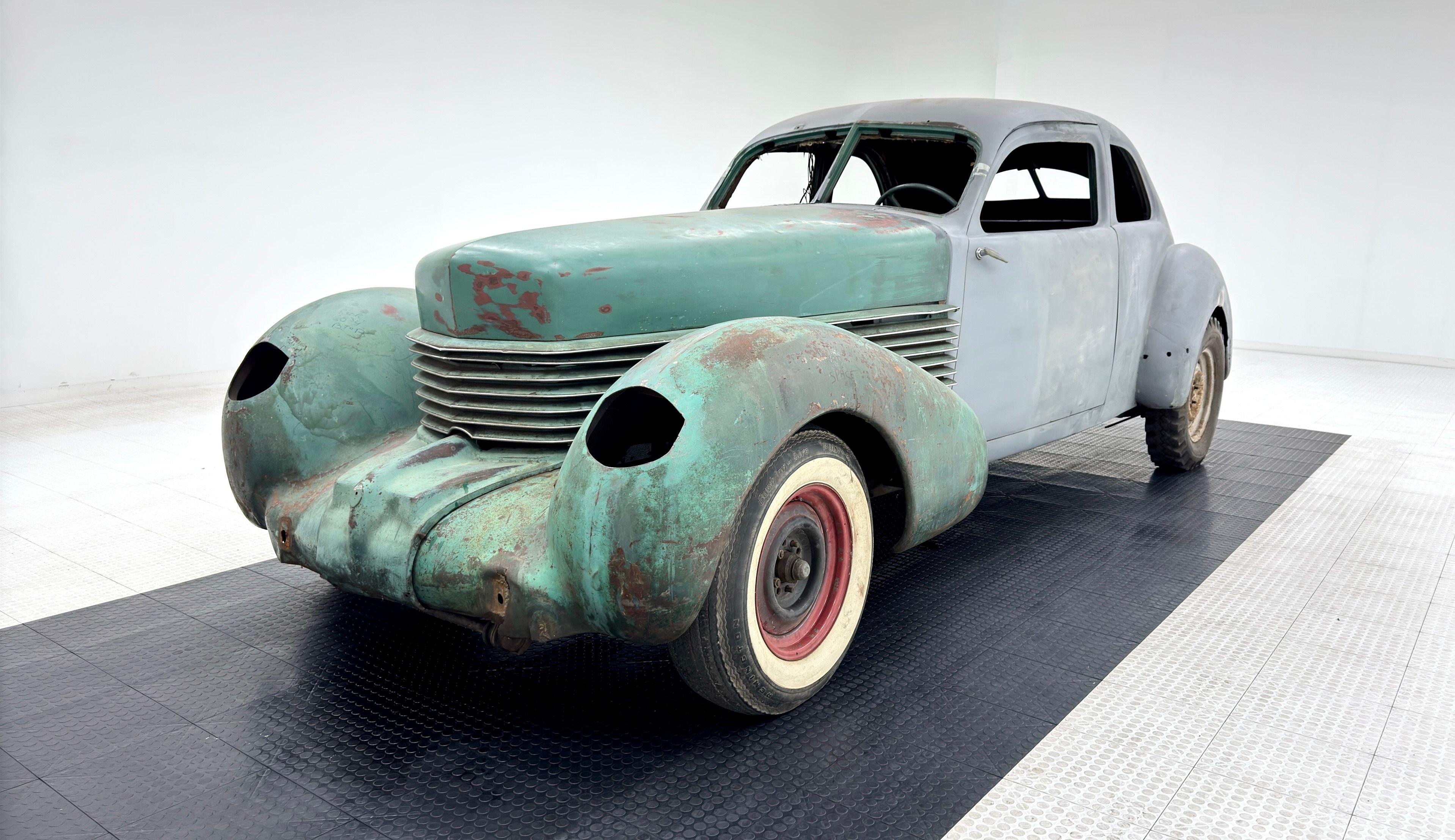 1936 Cord 810 Westchester