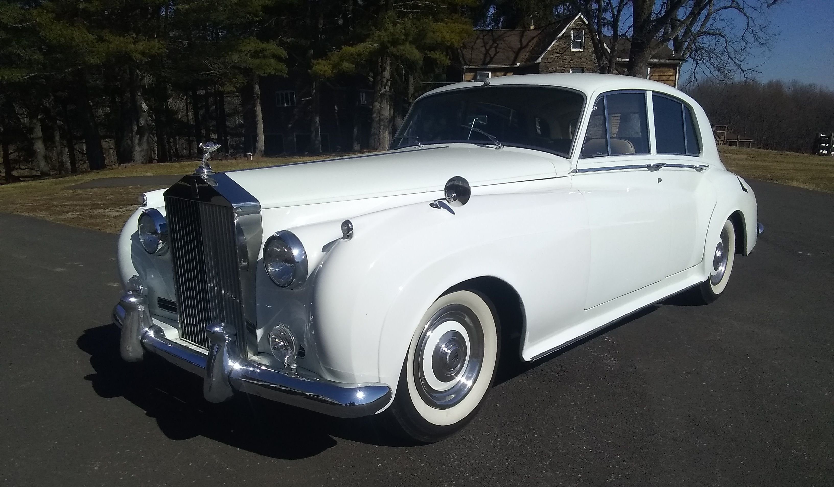 classic luxury car