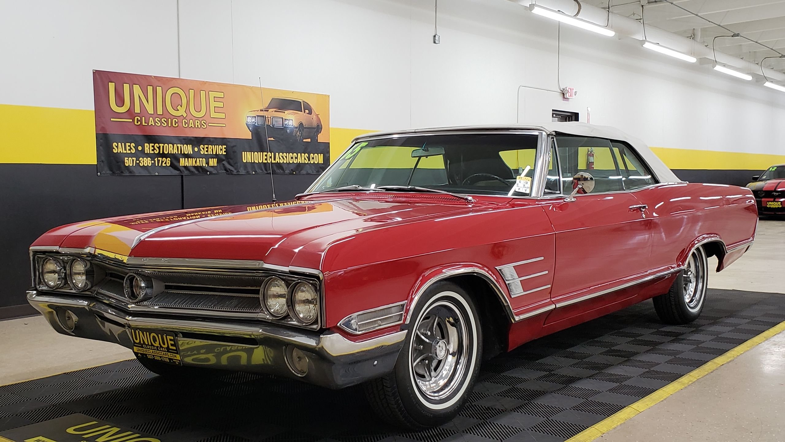 1965 Buick Wildcat Custom