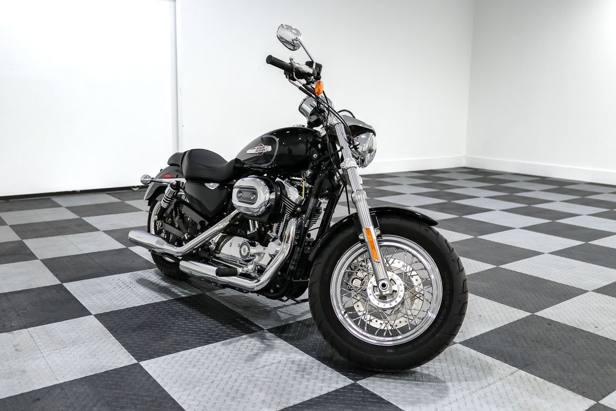 low miles Harleys