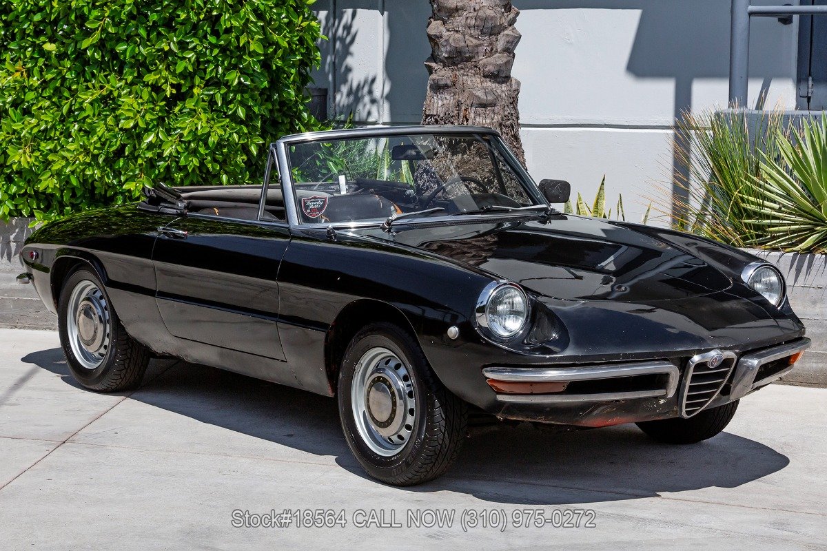1969 Alfa Romeo 1750 Spider