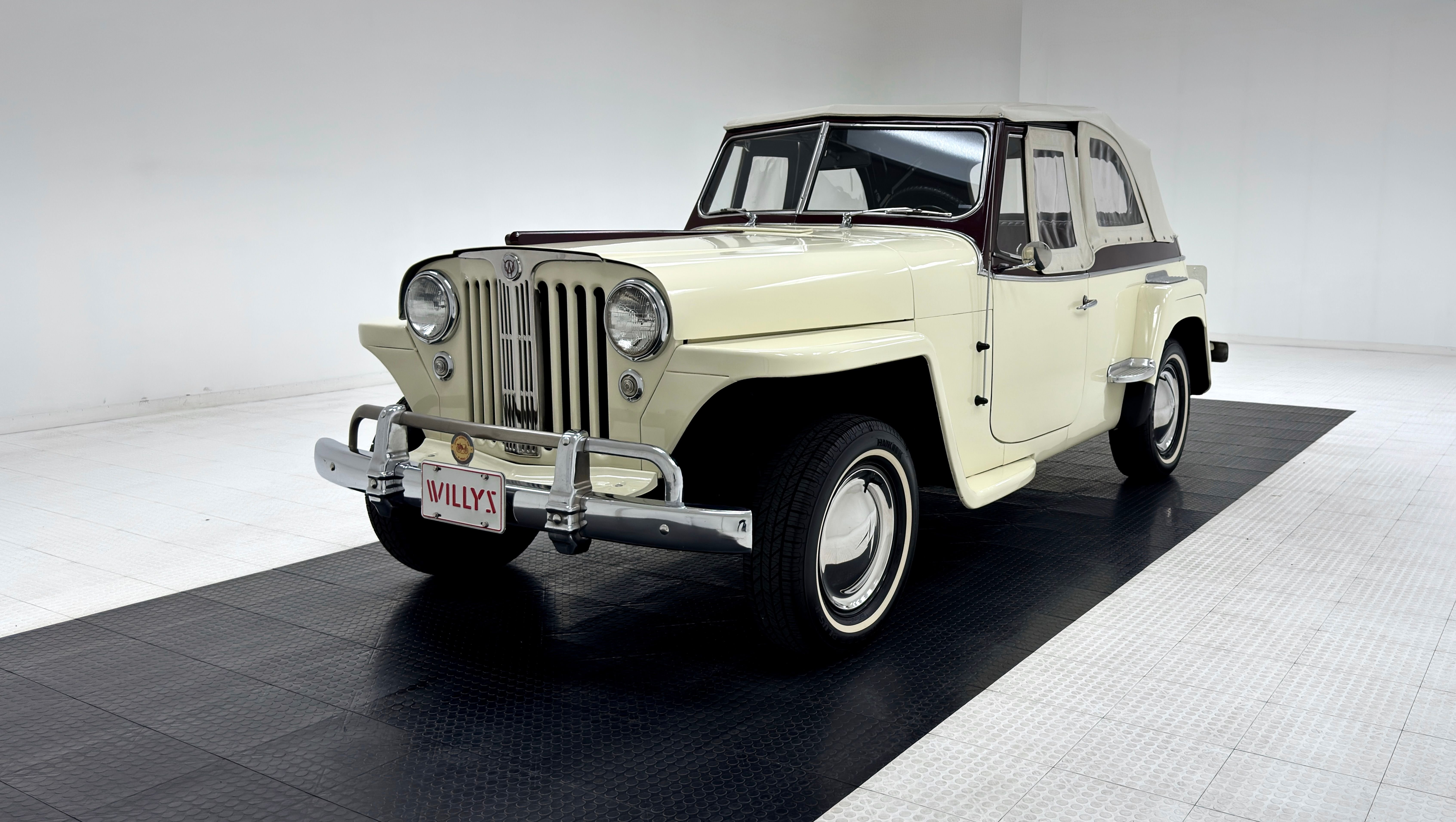 1949 Willys Jeepster