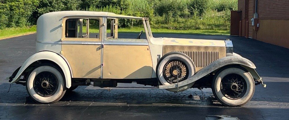 classic luxury car