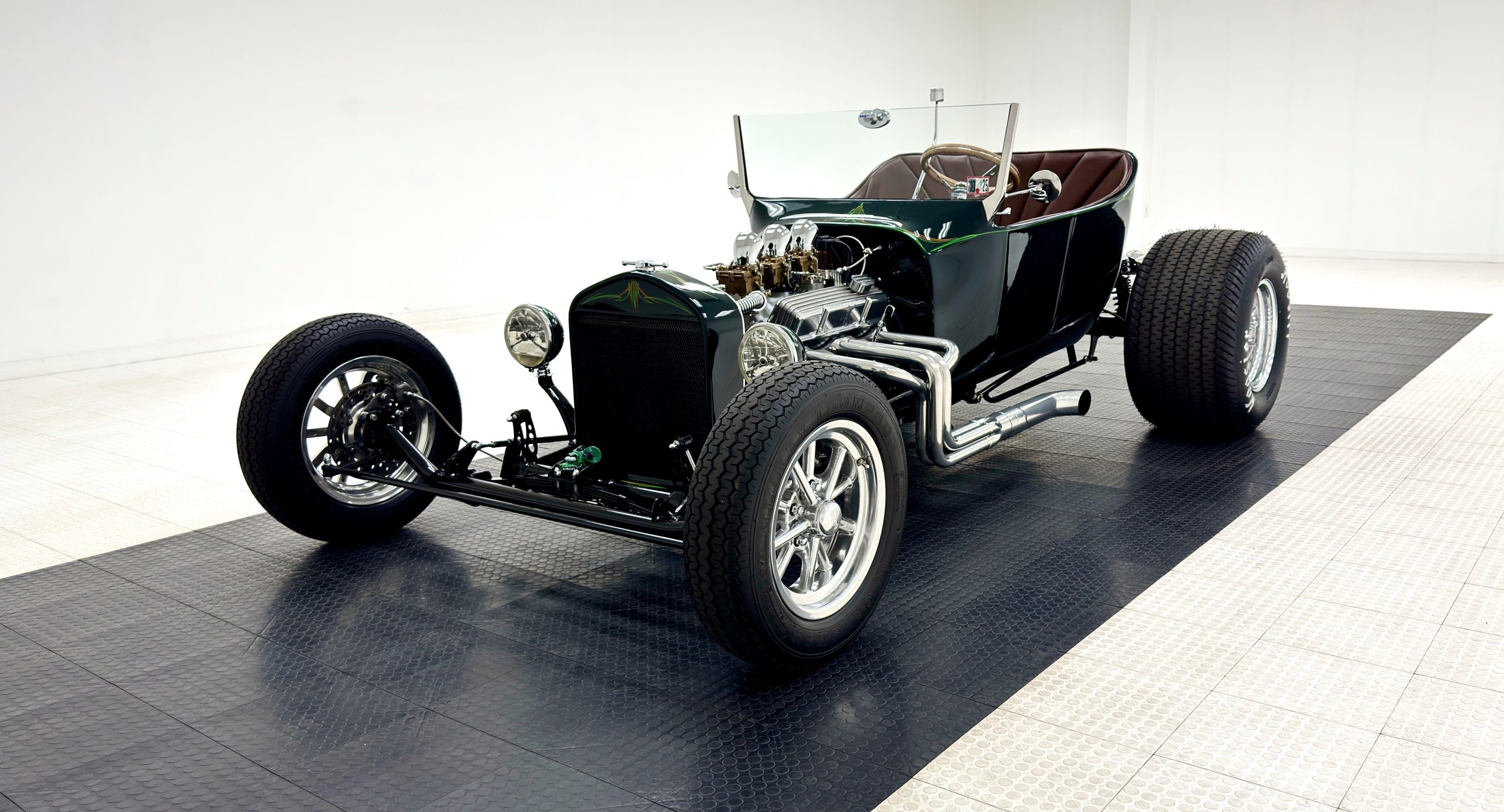 classic movie car