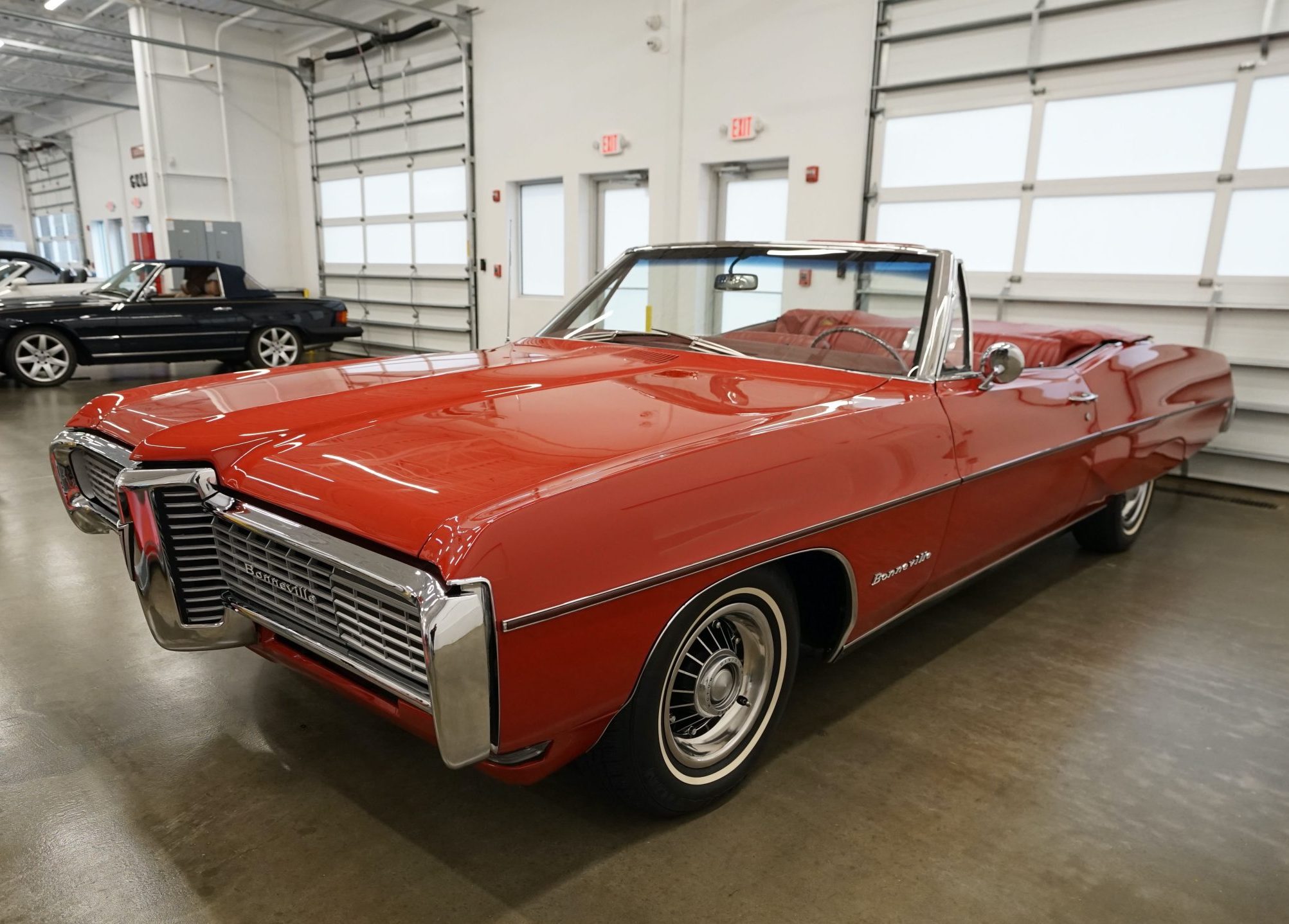 classic luxury car
