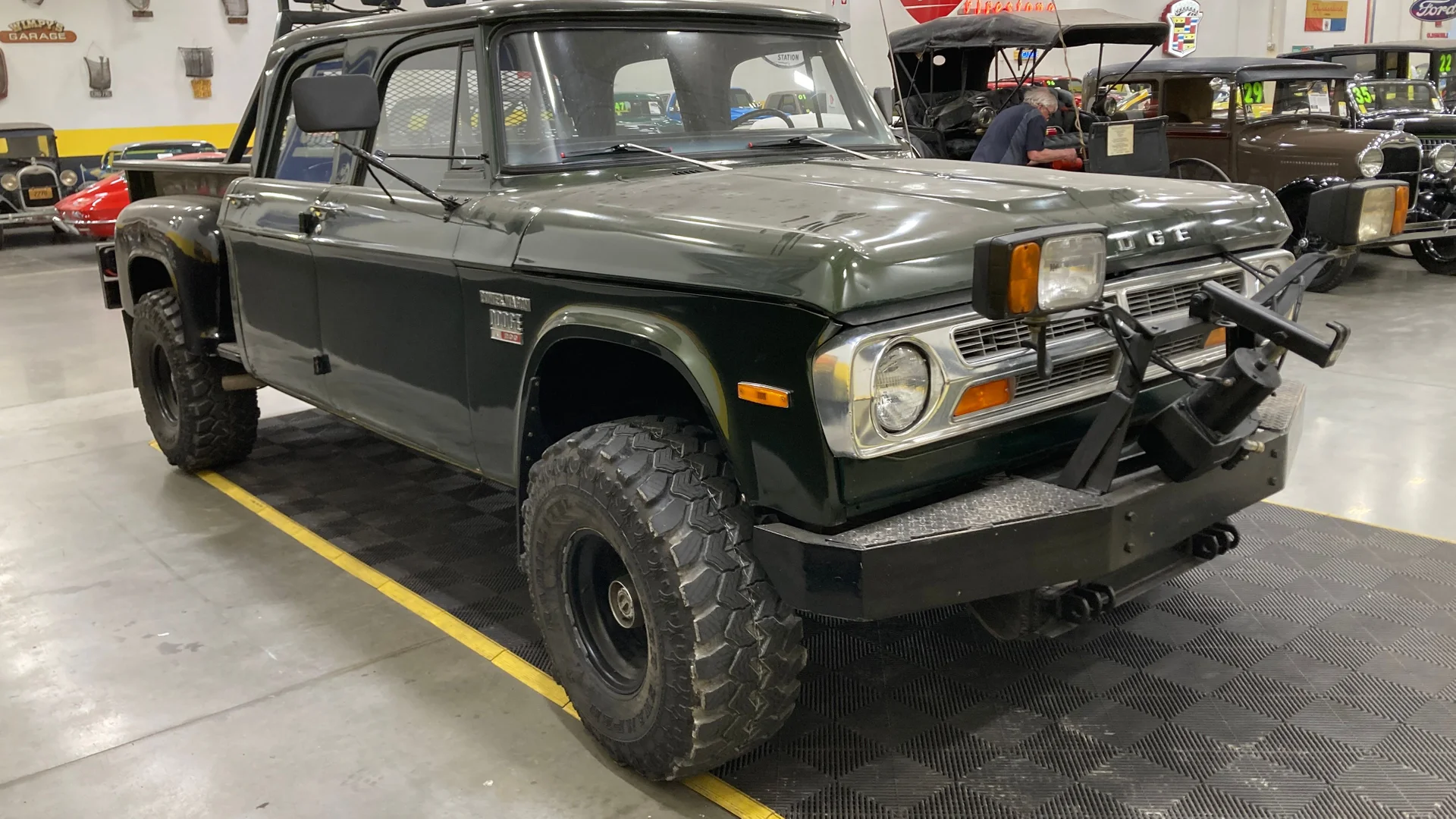 1970 Dodge Power Wagon