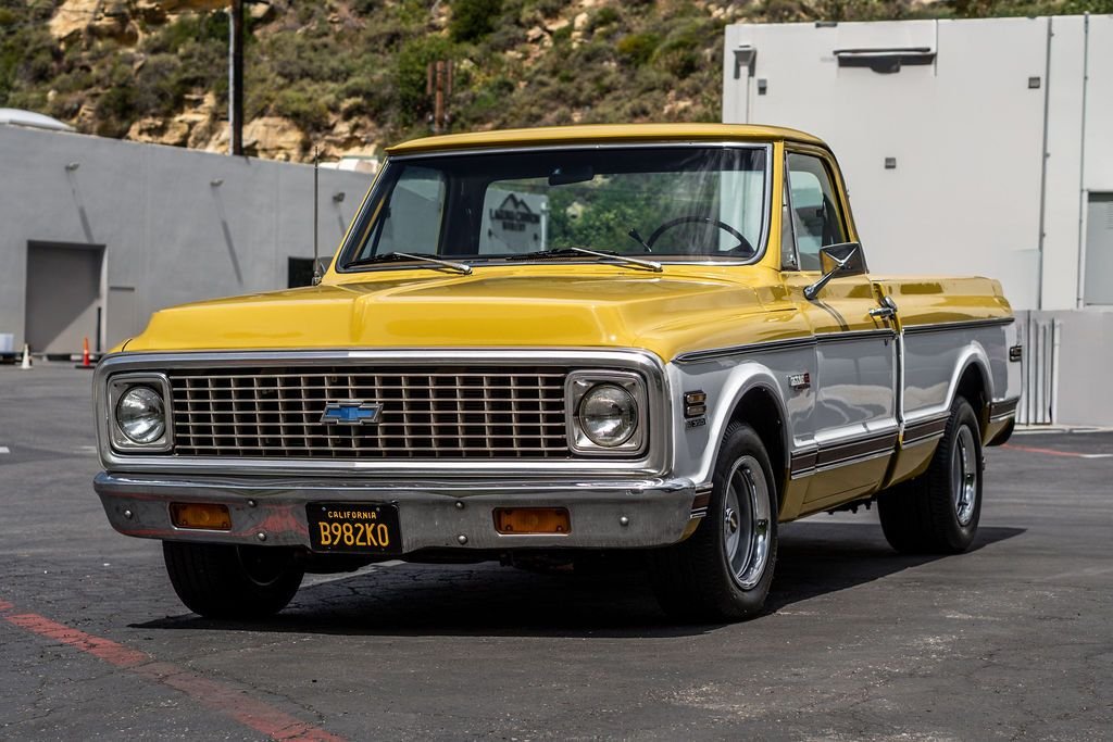 trucks