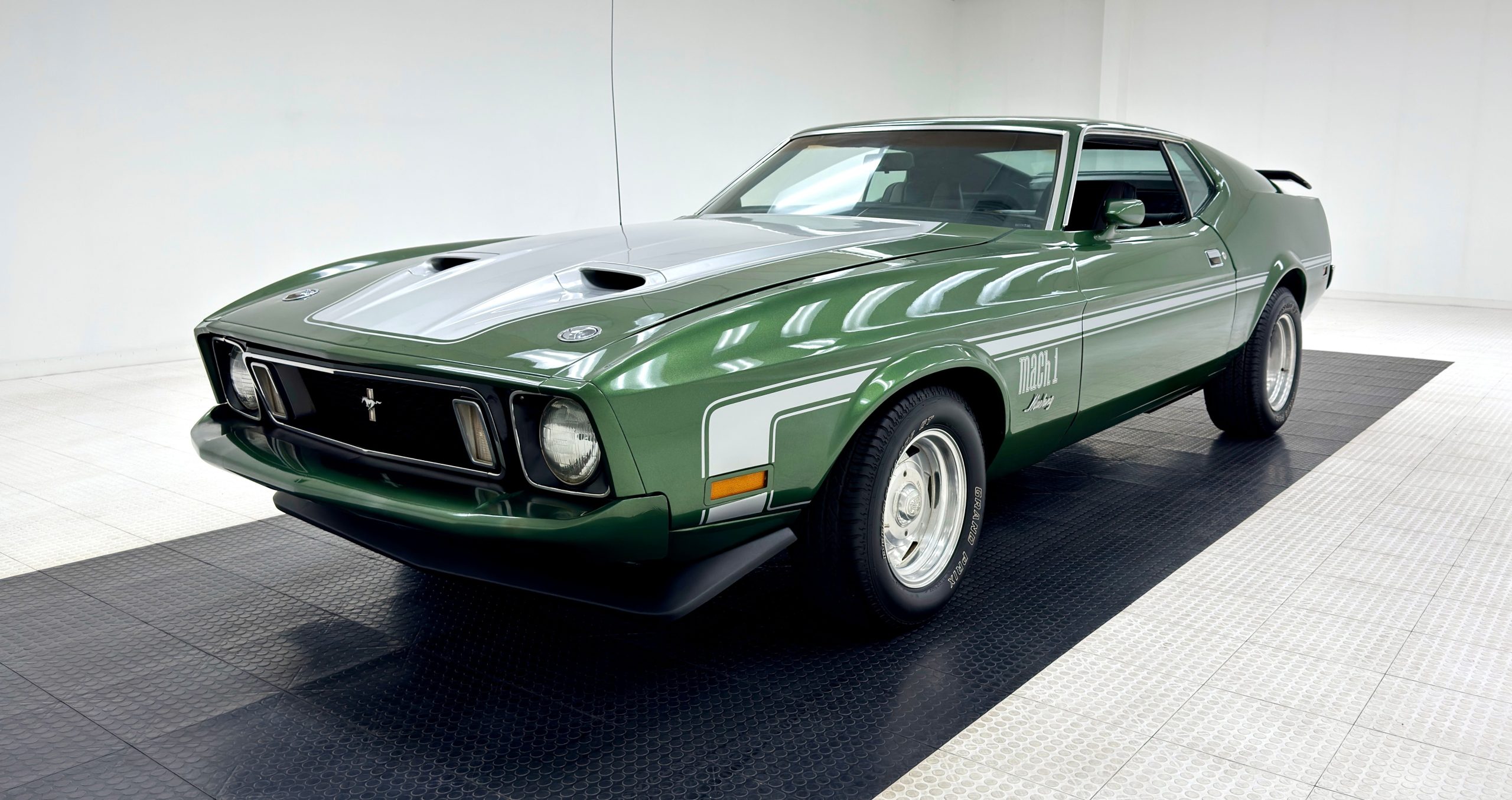 1973 Ford Mustang Mach 1
