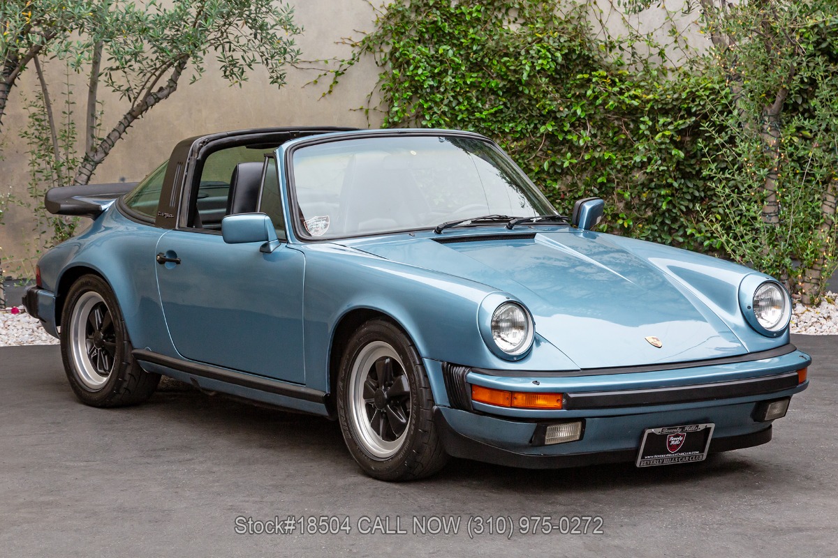 1986 Porsche 911 Carrera Targa
