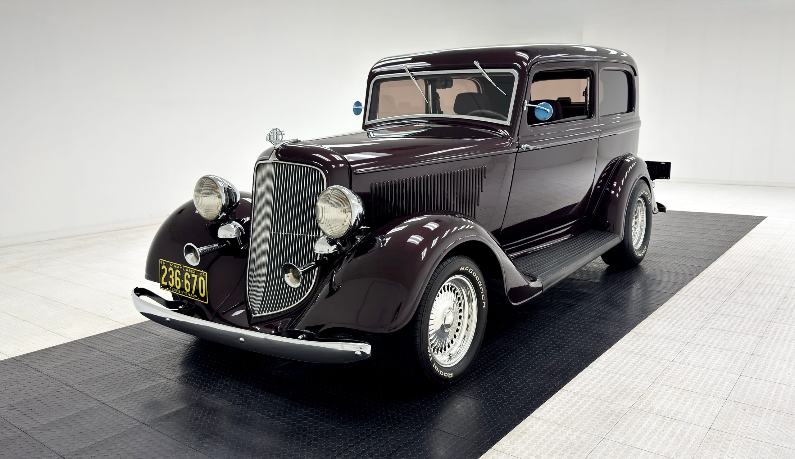 1934 Plymouth Special 6