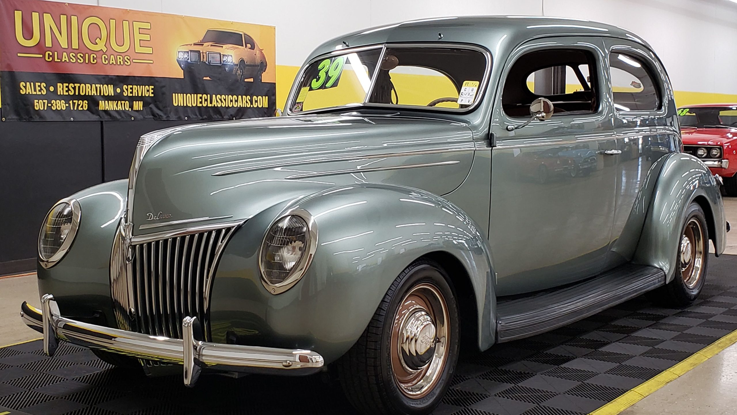1939 Ford Deluxe Tudor