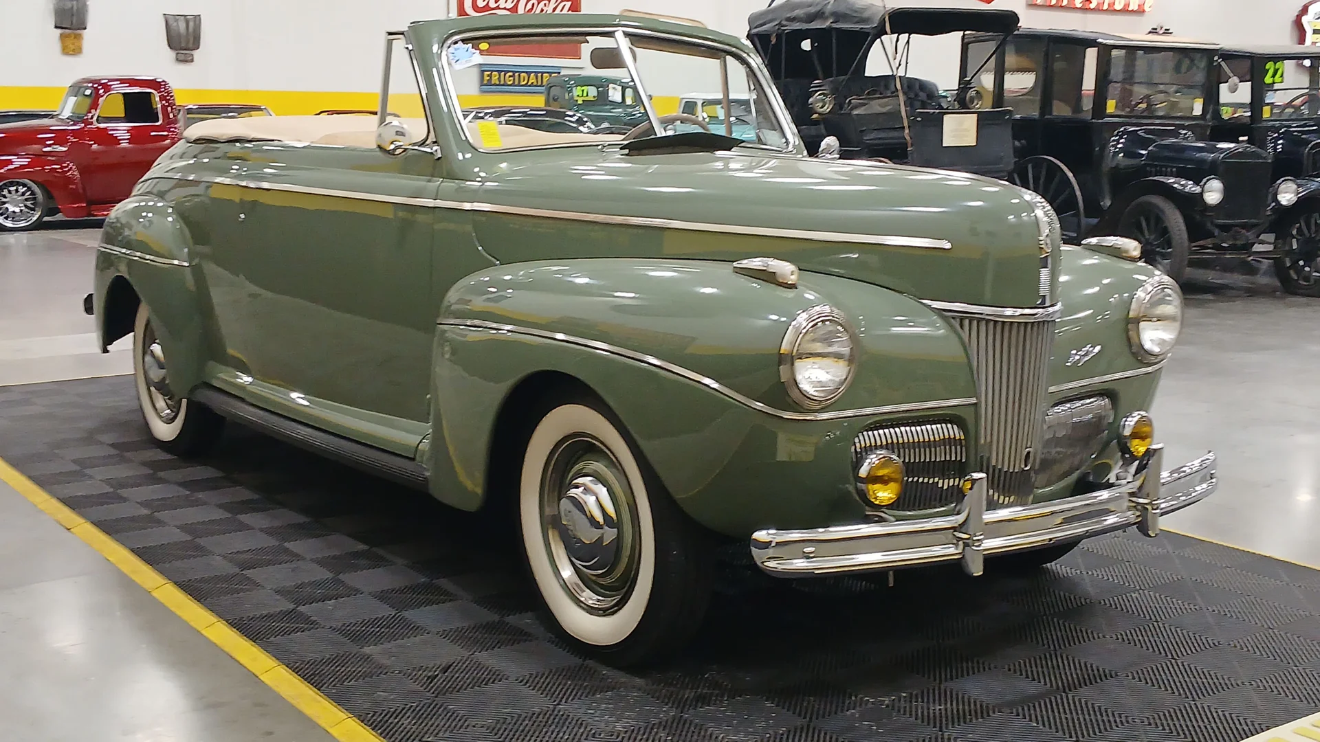 1941 Ford Super Deluxe Convertible