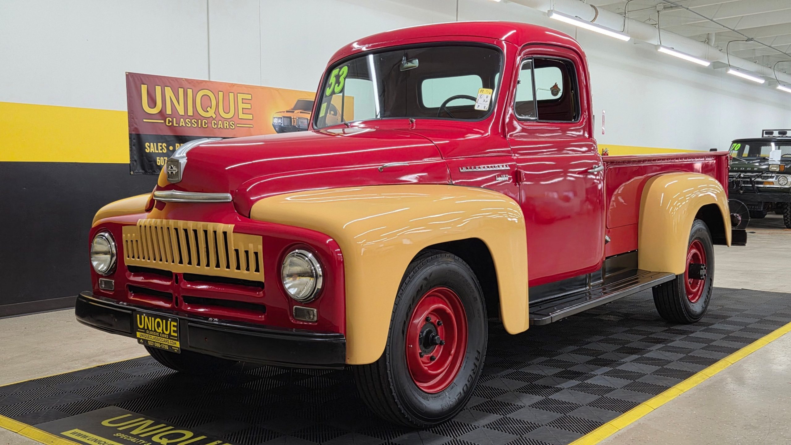 1953 International L120
