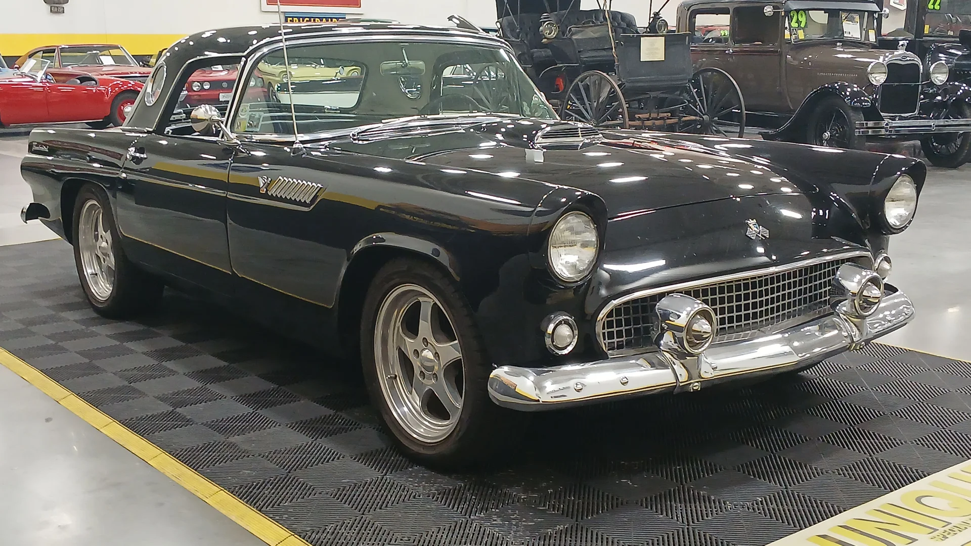 1955 Ford Thunderbird