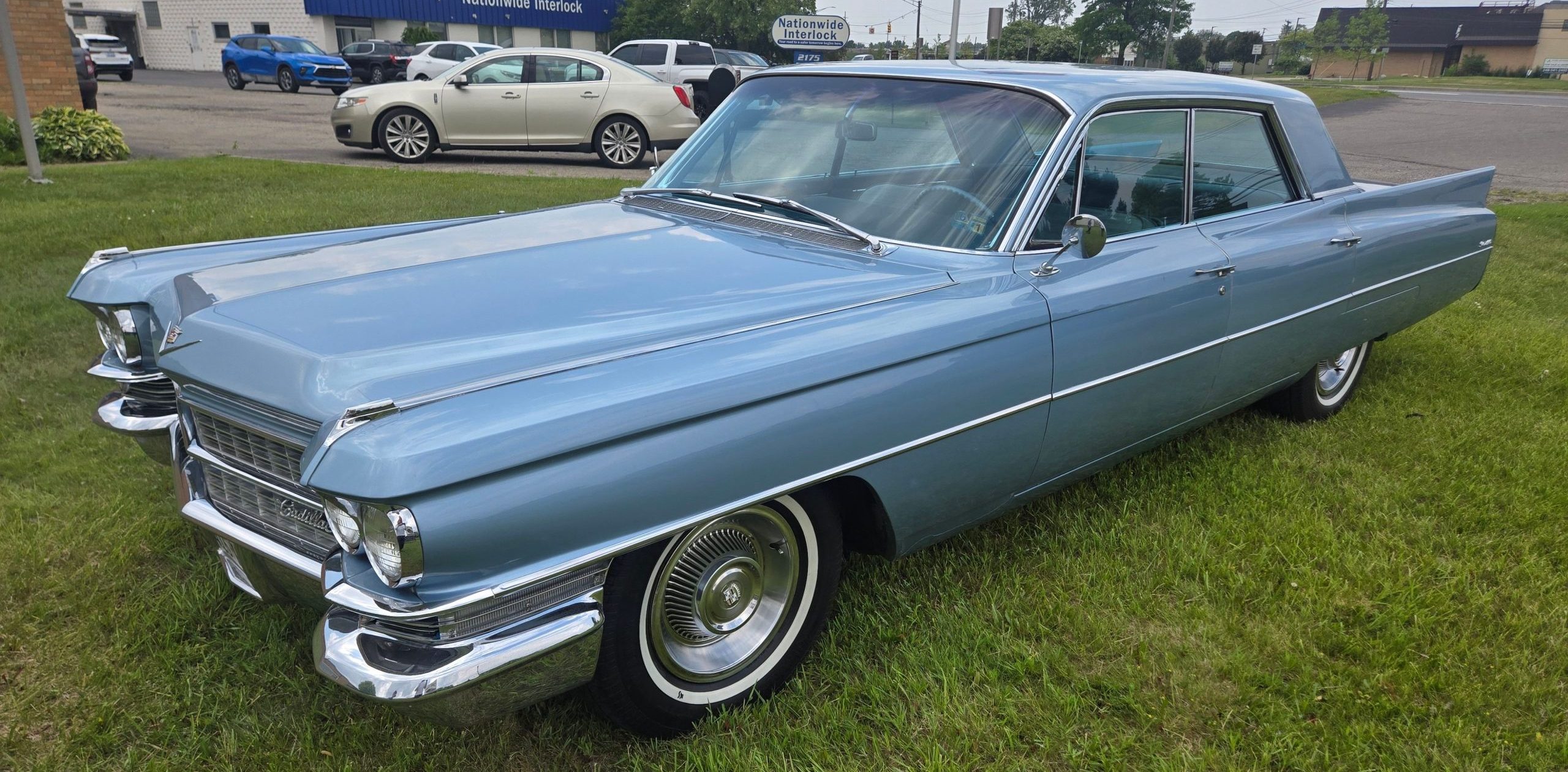 classic luxury car