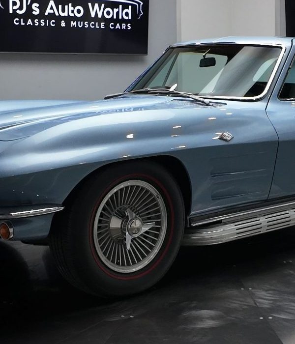 classic sports cars