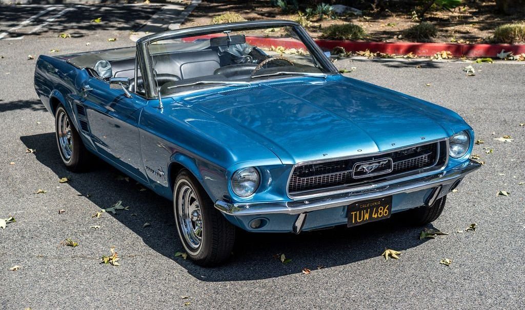 classic sports cars