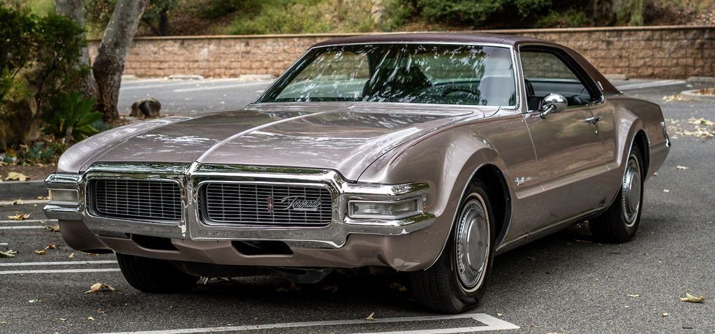 classic luxury cars