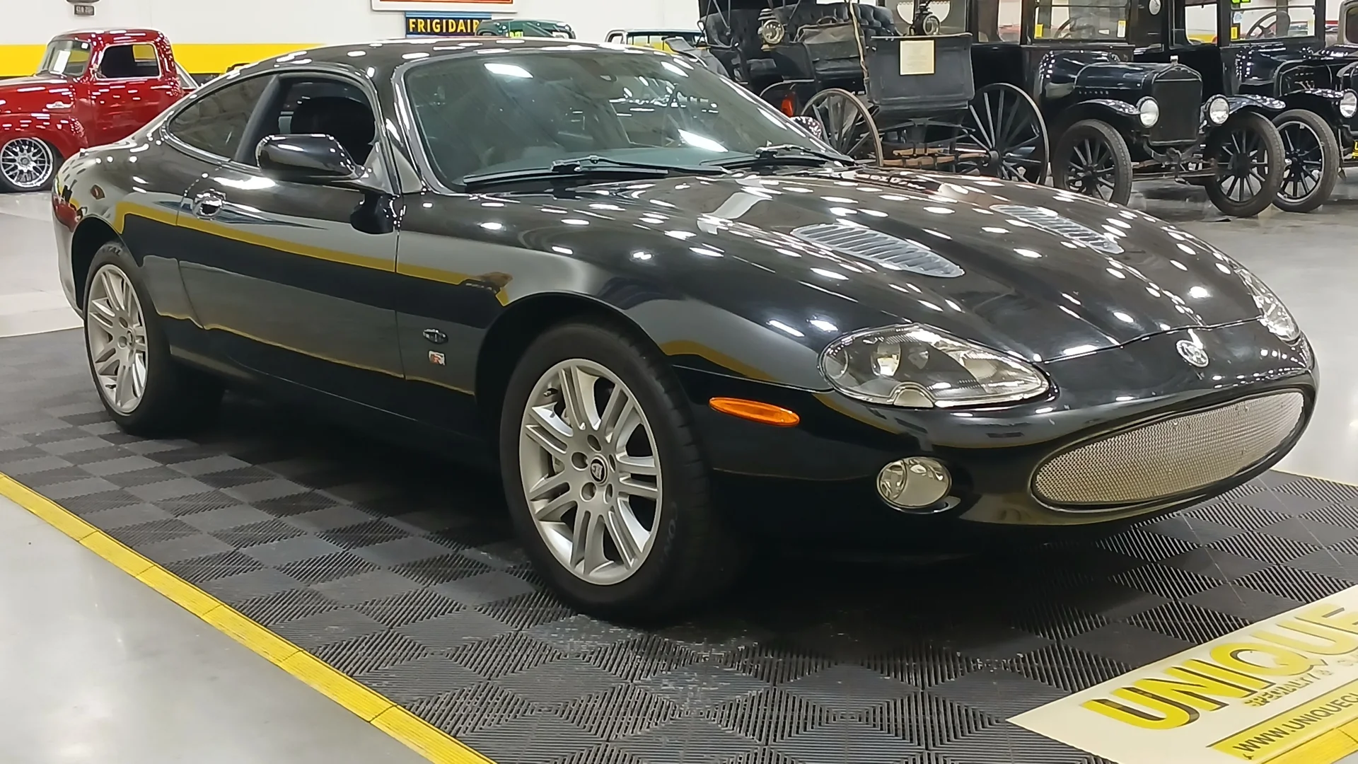2004 Jaguar XKR
