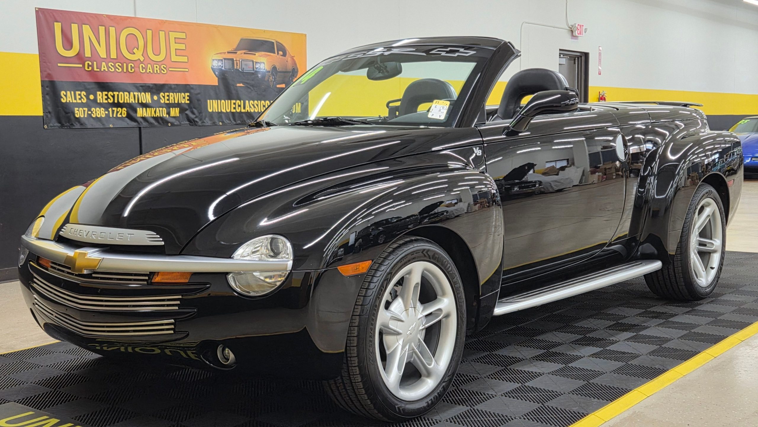 2004 Chevrolet SSR Roadster Pickup