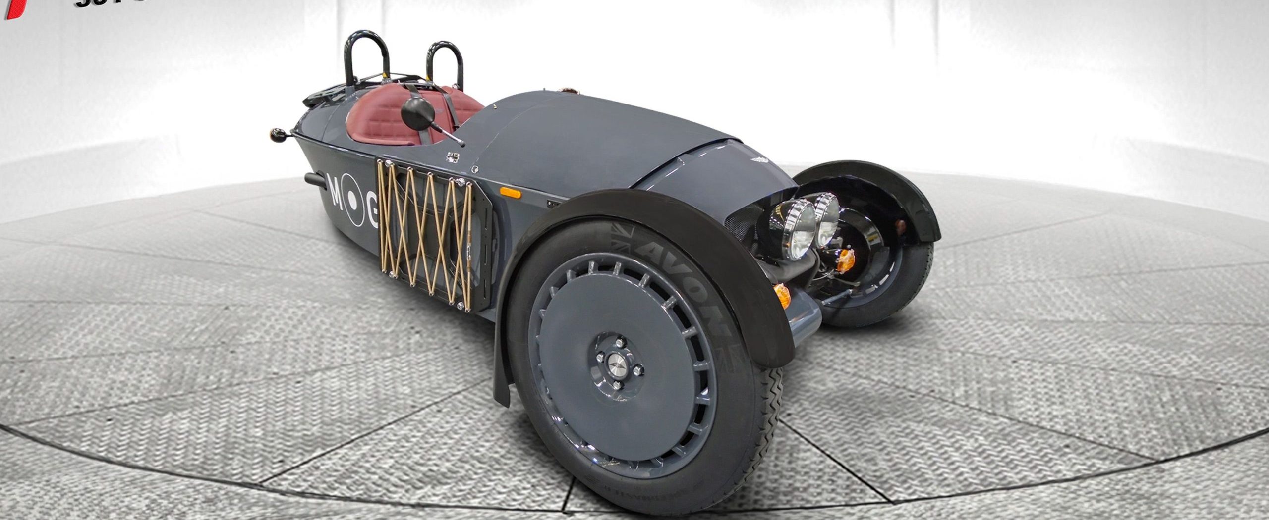 3 wheeled car