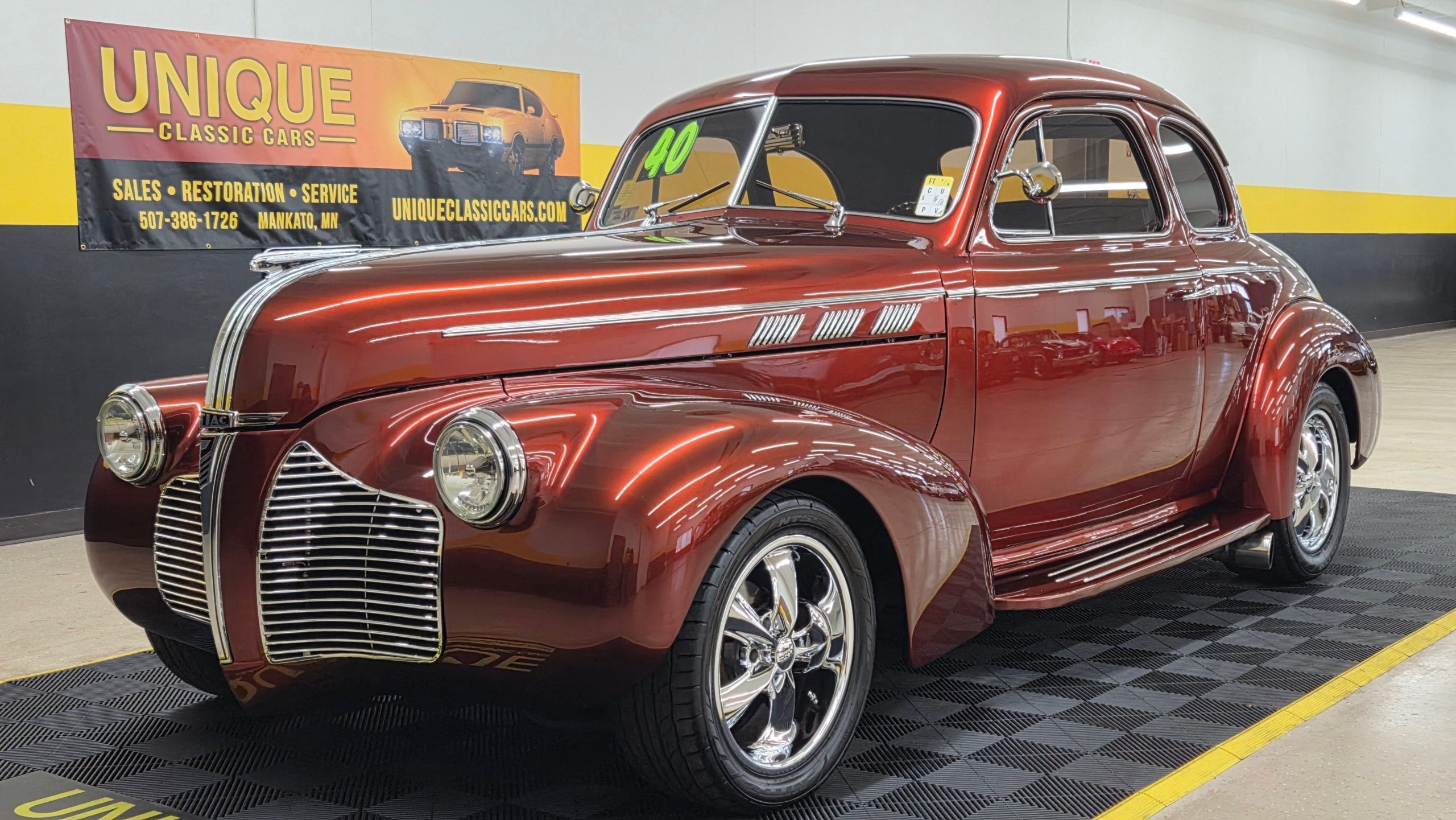 1940 Pontiac 5-window