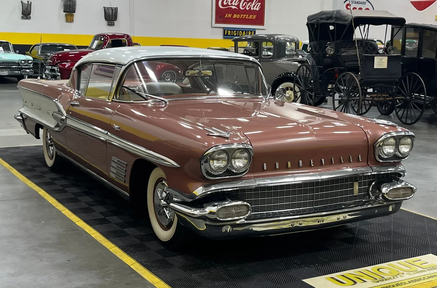 1958 Pontiac Bonneville