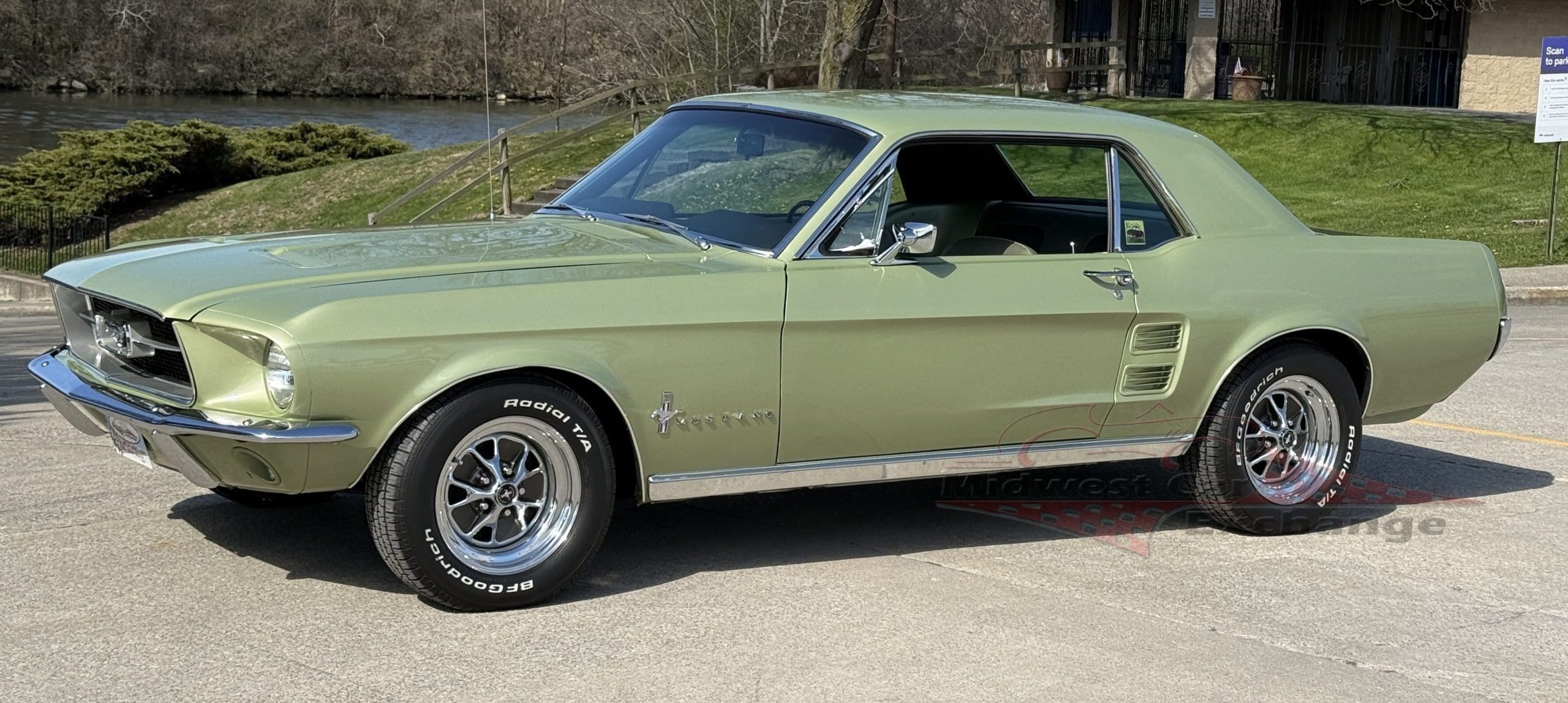classic sports cars