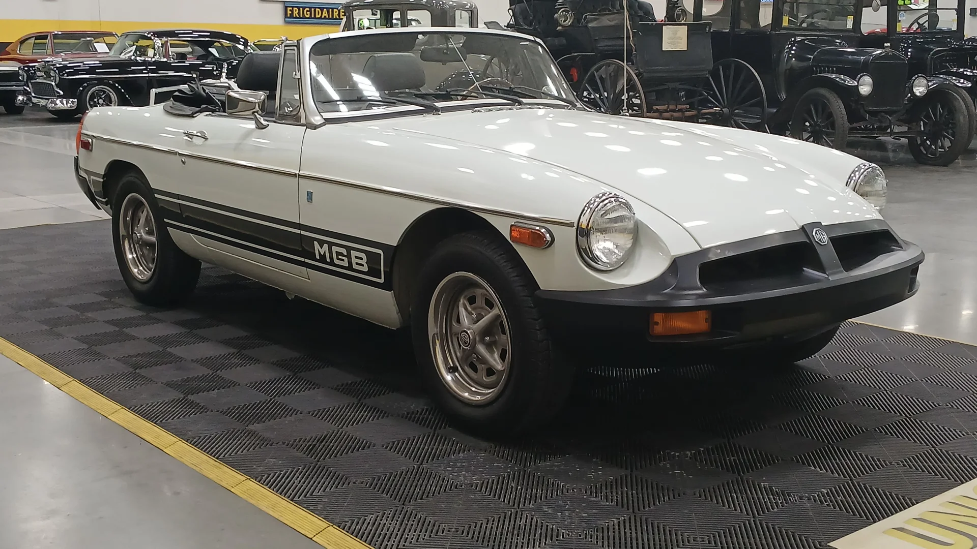 1977 MG MGB Convertible