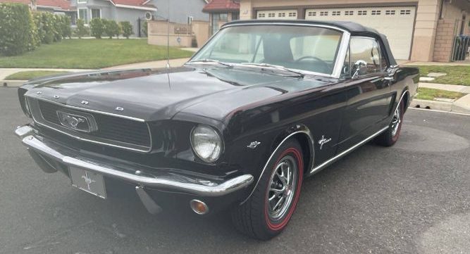 classic sports cars