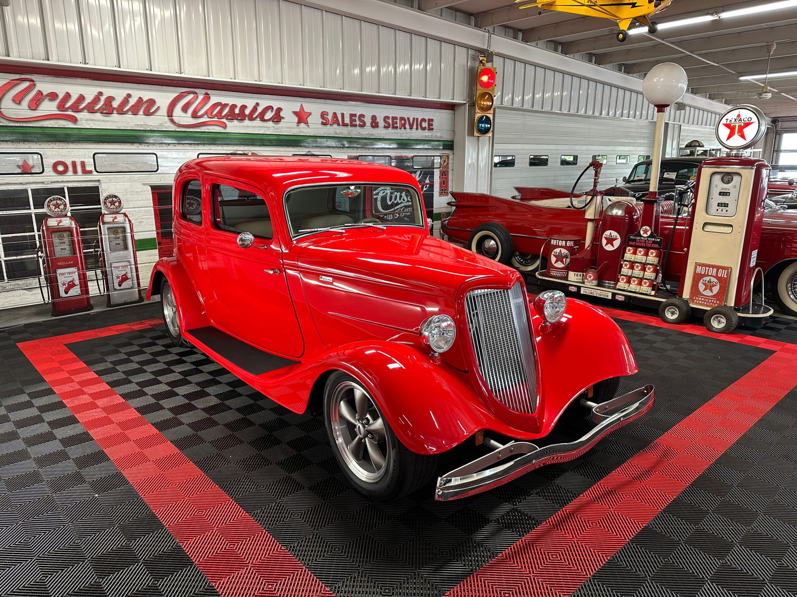 1933 Ford Victoria