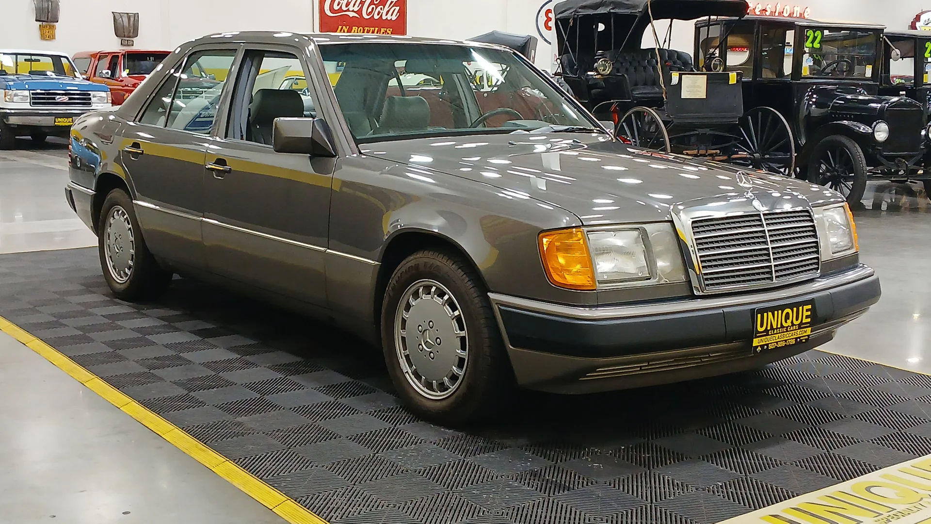 1990 Mercedes-Benz 300E