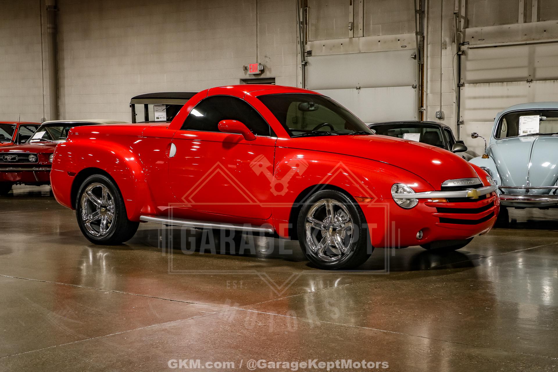 2004 Chevrolet SSR LS