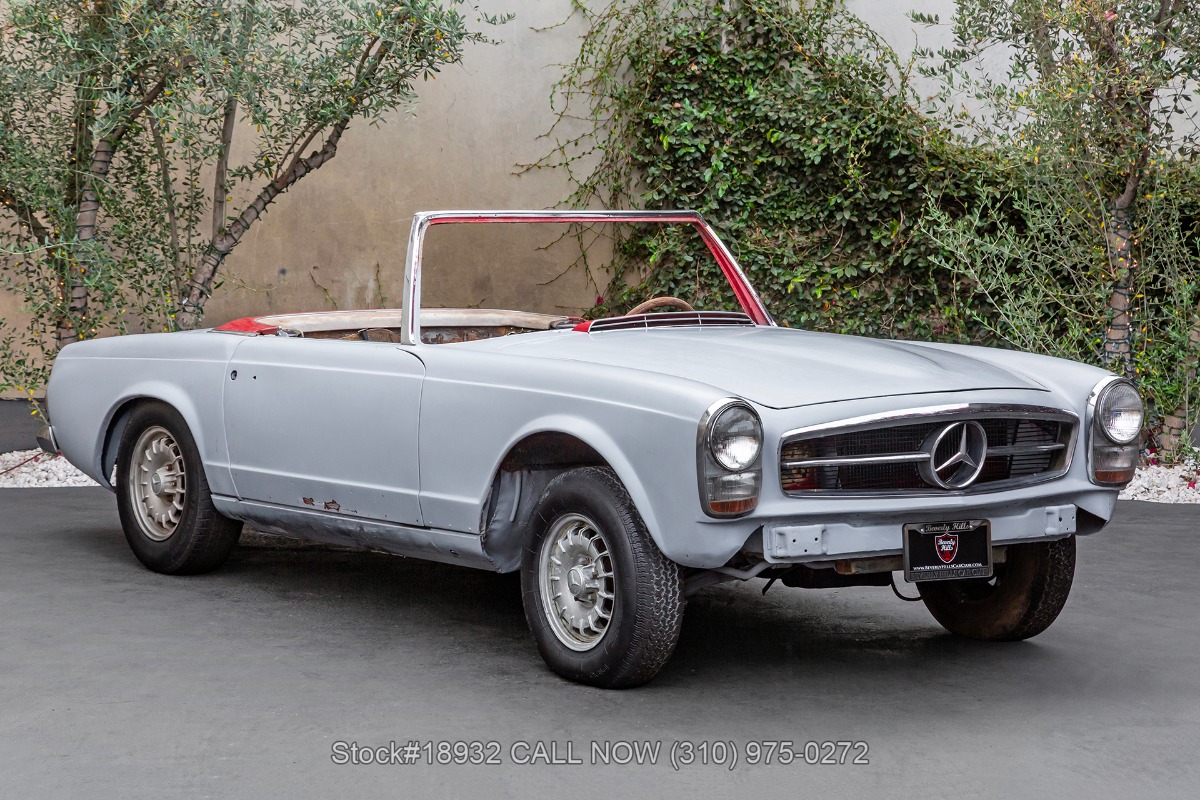 1963 Mercedes-Benz 230SL