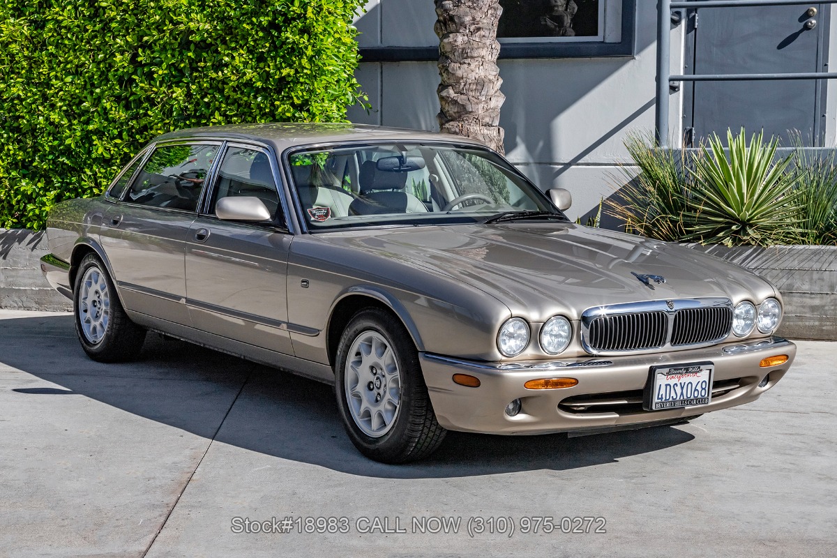 1998 Jaguar XJ8L