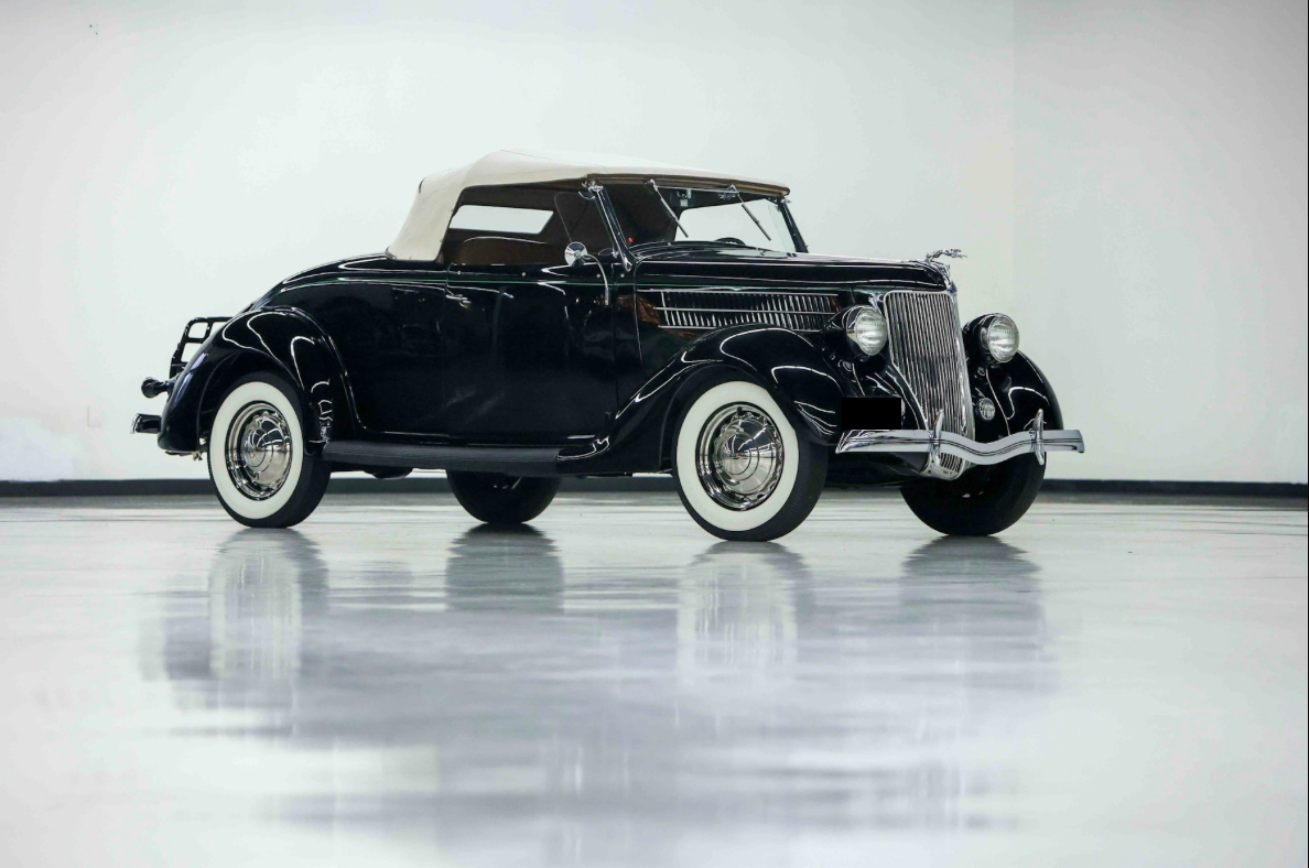 1936 Ford Deluxe Model 68