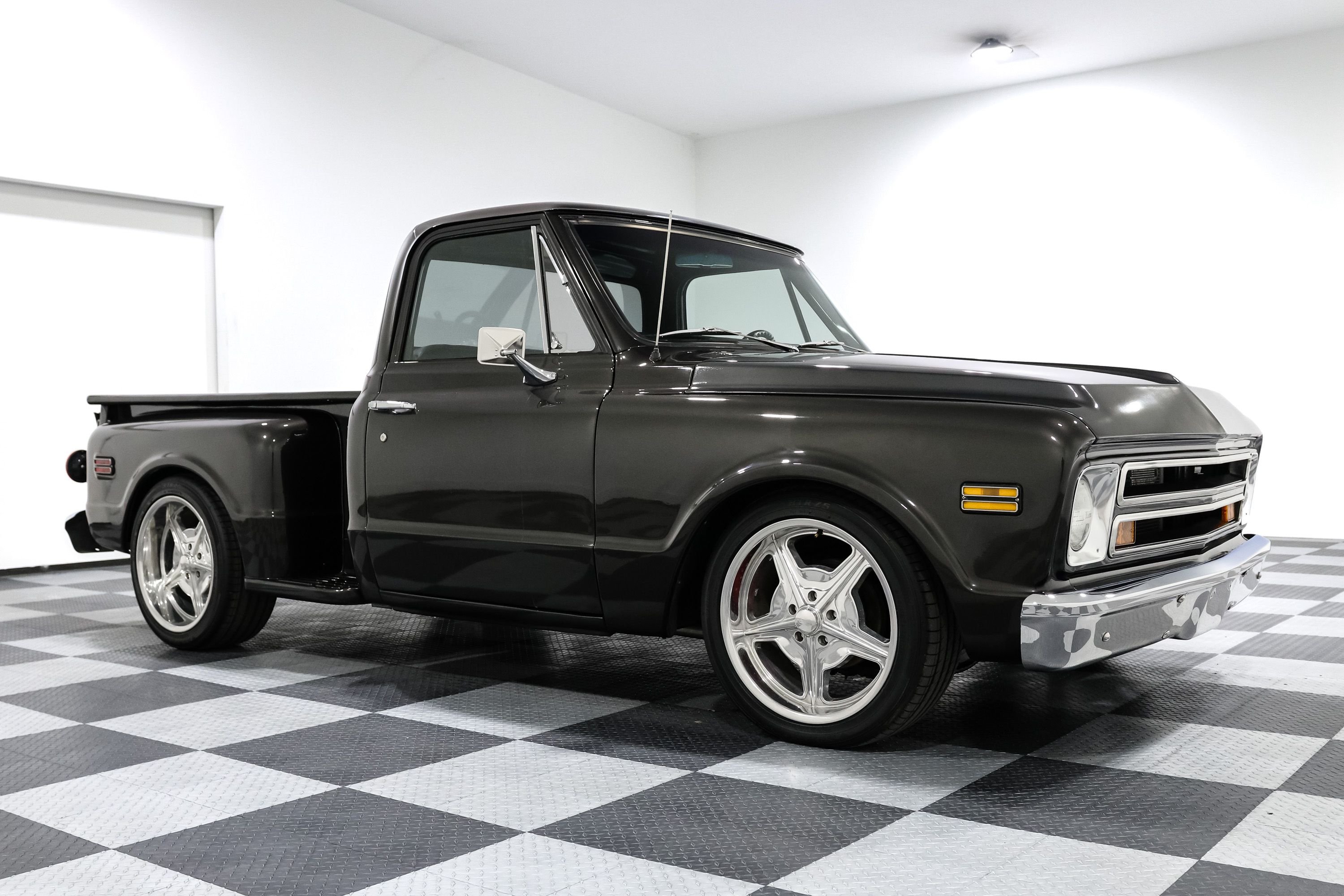 trucks