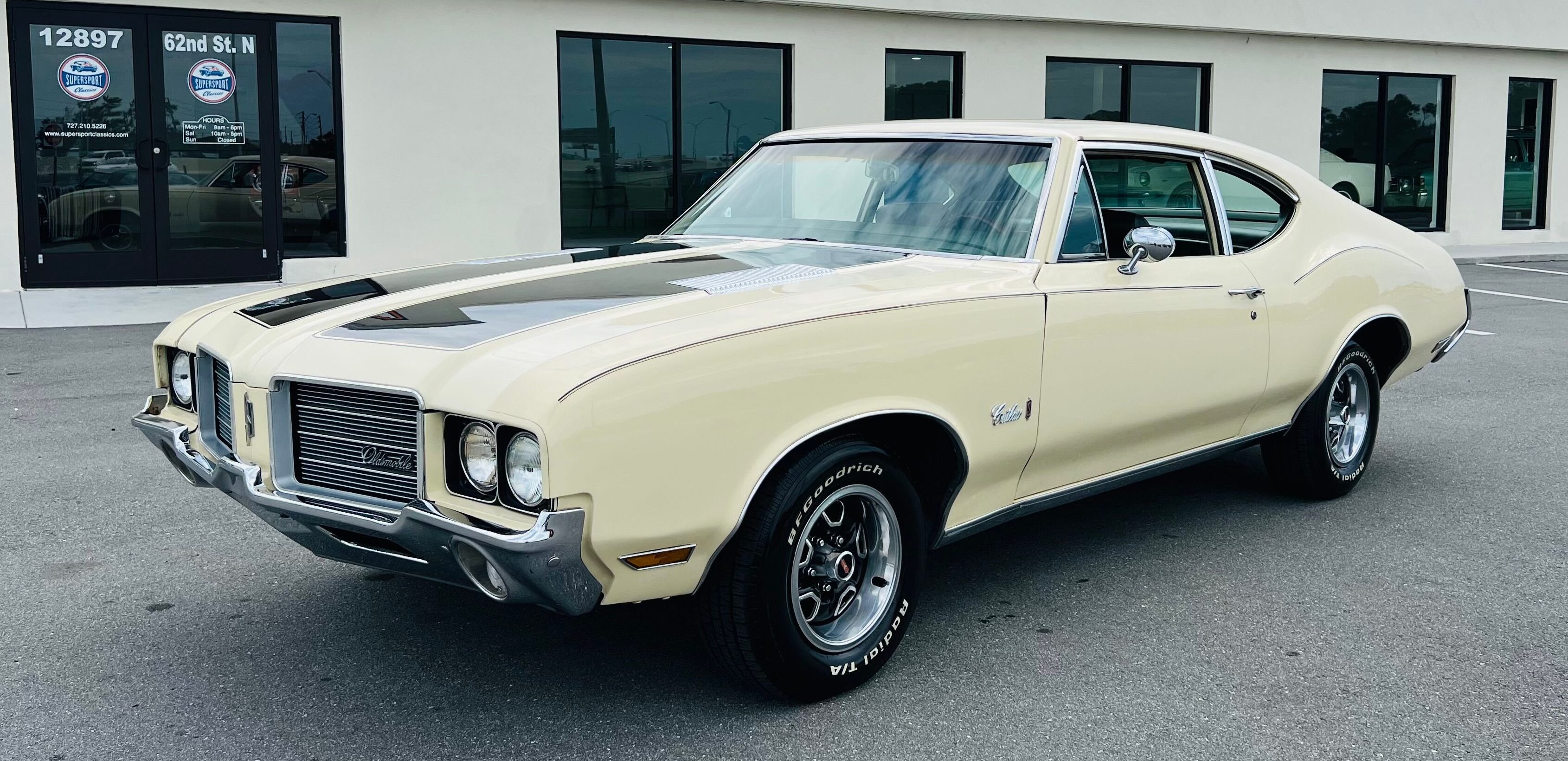 classic luxury cars