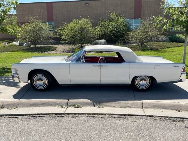 1965 Lincoln Continental
