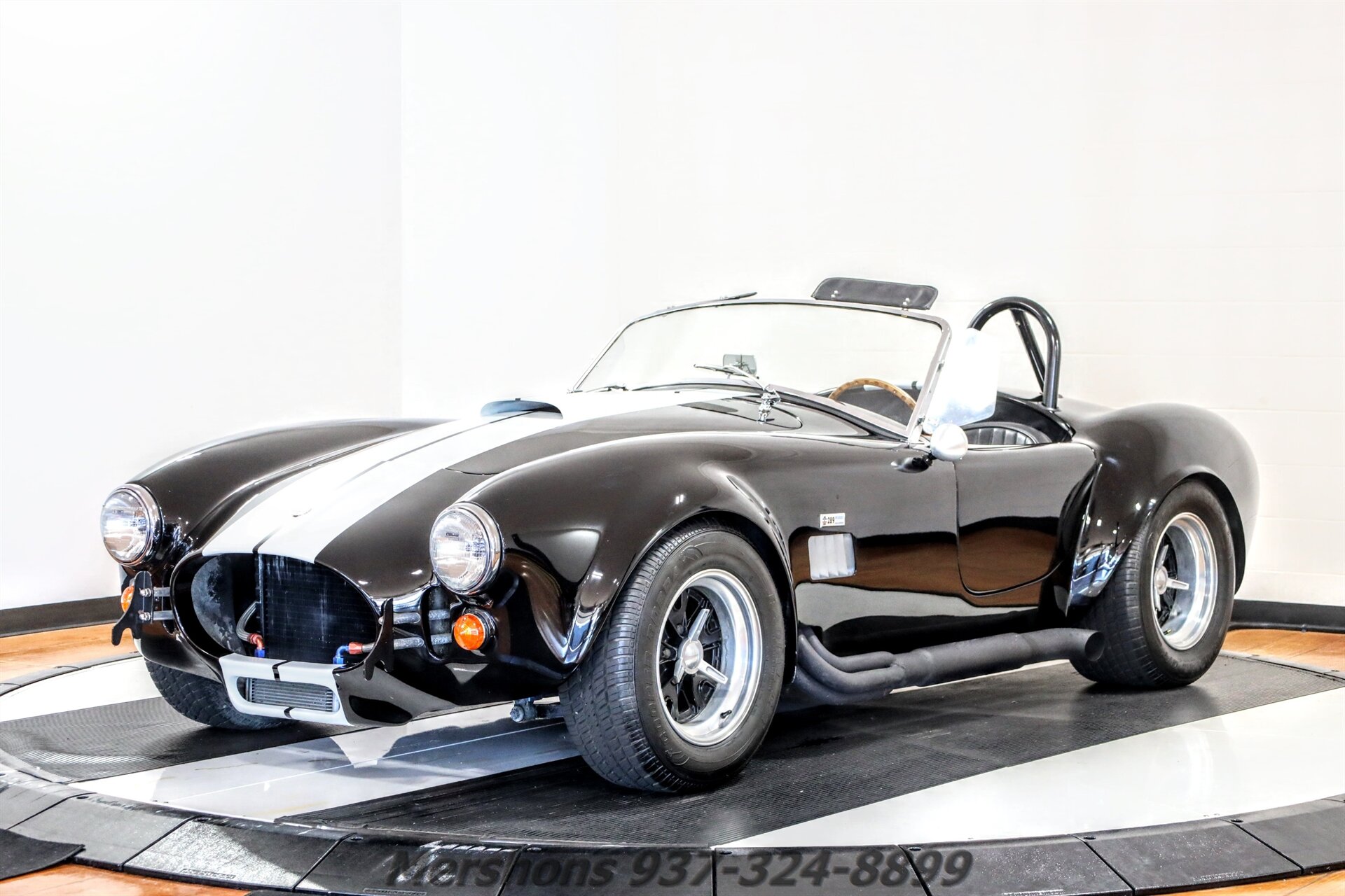 replica